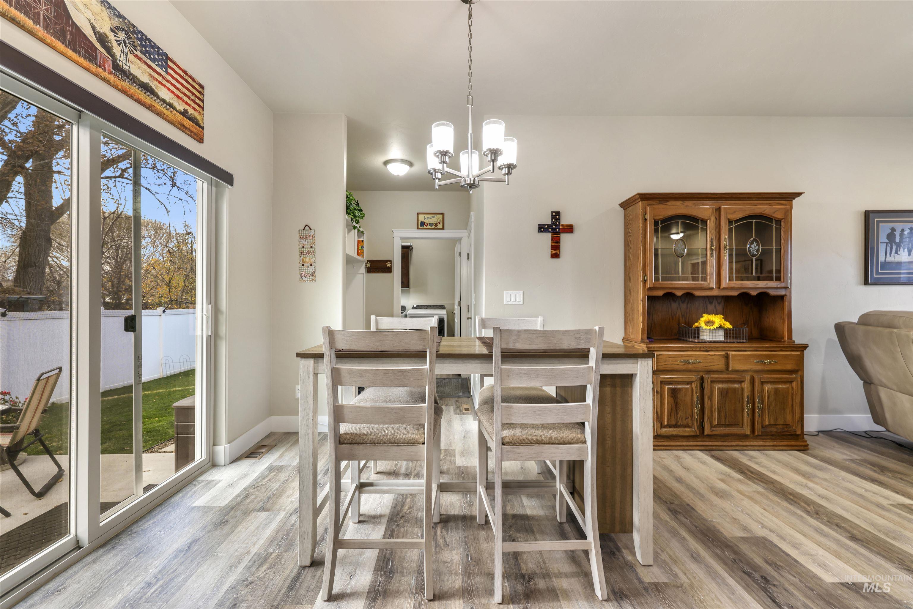 831 Lynx Dr, Jerome, Idaho 83338, 3 Bedrooms, 2 Bathrooms, Residential For Sale, Price $345,000, 98968544