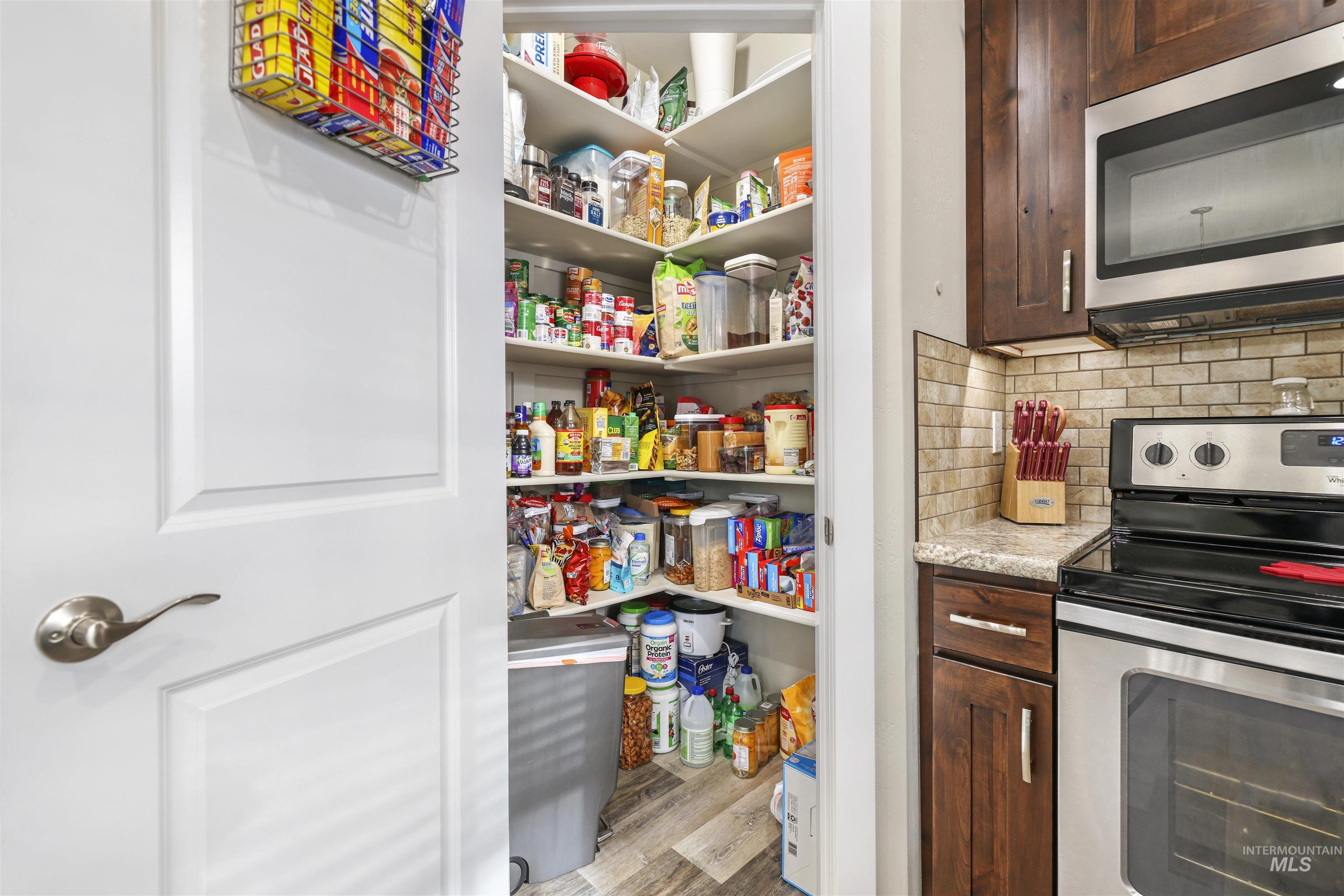 831 Lynx Dr, Jerome, Idaho 83338, 3 Bedrooms, 2 Bathrooms, Residential For Sale, Price $345,000, 98968544