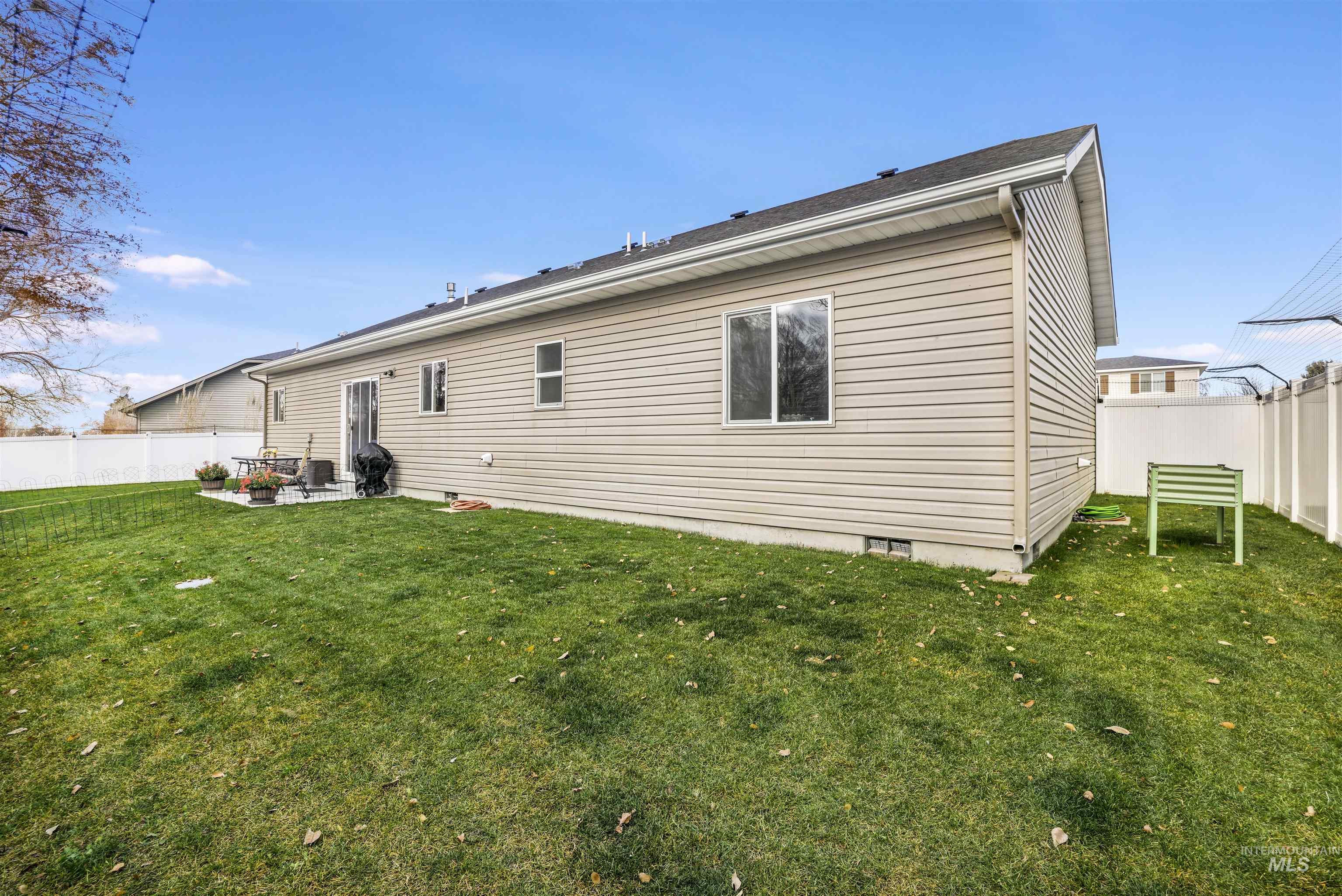 831 Lynx Dr, Jerome, Idaho 83338, 3 Bedrooms, 2 Bathrooms, Residential For Sale, Price $345,000, 98968544