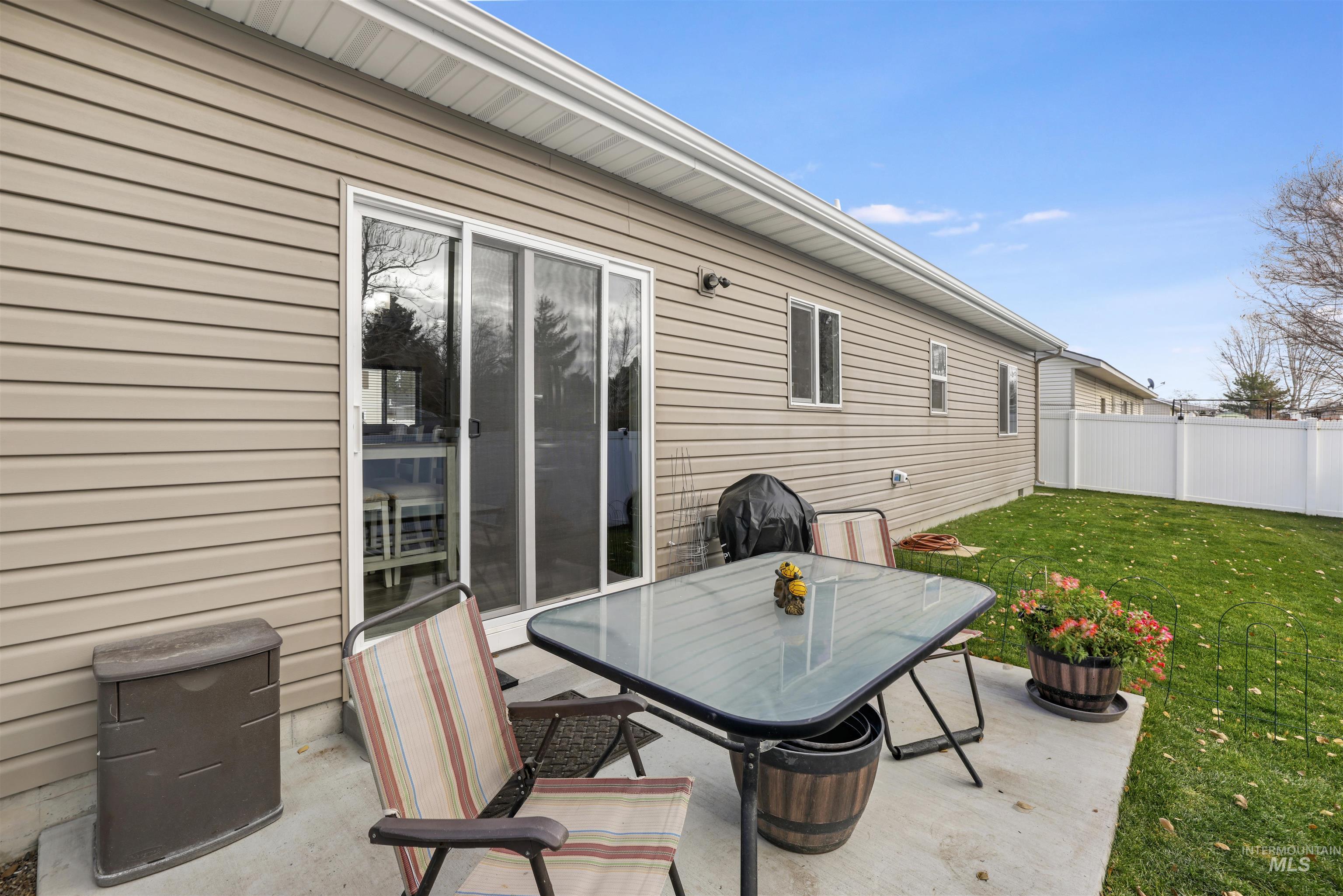 831 Lynx Dr, Jerome, Idaho 83338, 3 Bedrooms, 2 Bathrooms, Residential For Sale, Price $345,000, 98968544