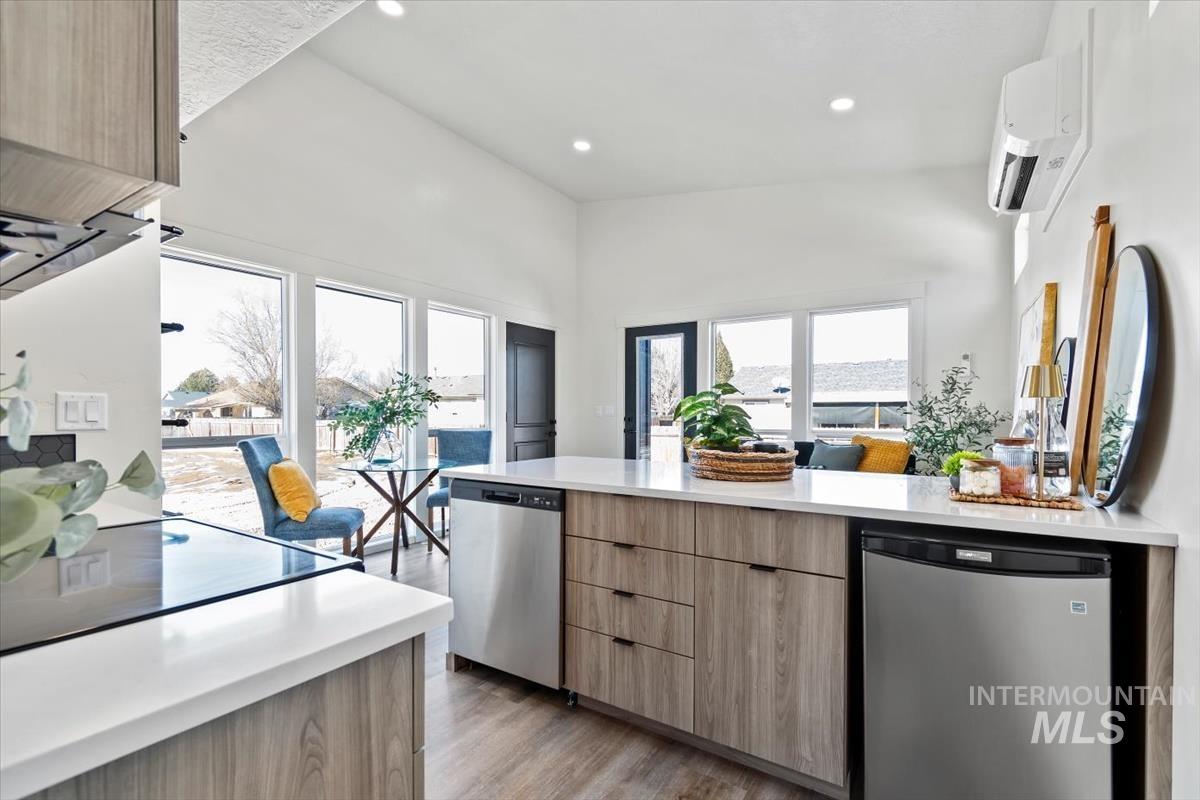 384 W London Street, Middleton, Idaho 83644, 1 Bedroom, 1 Bathroom, Rental For Rent, Price $1,350, 98968551