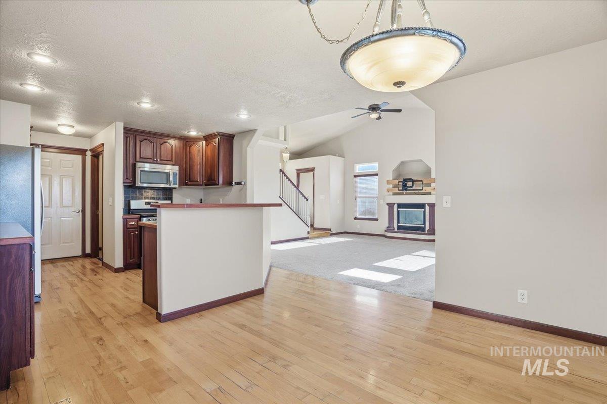 1117 S Spoonbill, Meridian, Idaho 83642, 3 Bedrooms, 2.5 Bathrooms, Residential For Sale, Price $415,000, 98968556