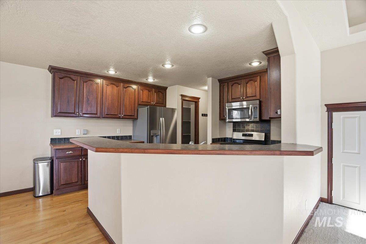 1117 S Spoonbill, Meridian, Idaho 83642, 3 Bedrooms, 2.5 Bathrooms, Residential For Sale, Price $415,000, 98968556