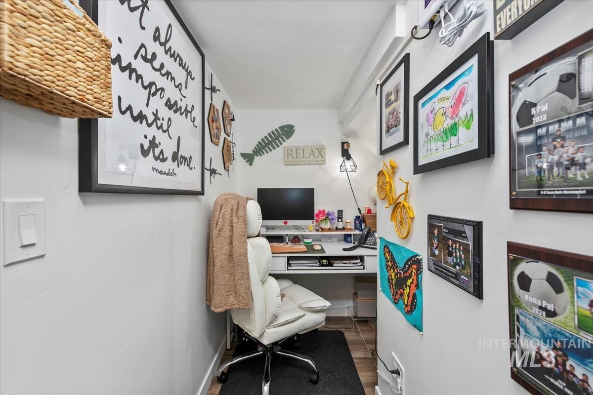 4248 W Perspective St, Eagle, Idaho 83616, 3 Bedrooms, 2.5 Bathrooms, Residential For Sale, Price $370,000, 98968564