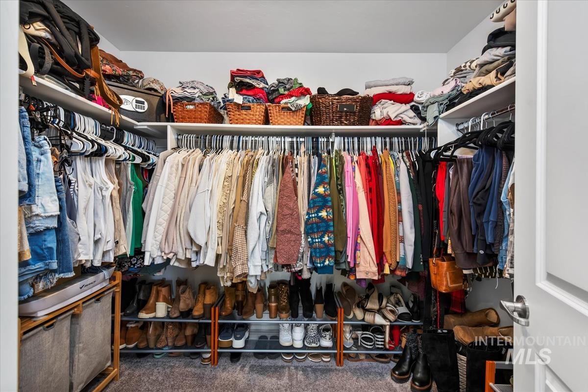 4248 W Perspective St, Eagle, Idaho 83616, 3 Bedrooms, 2.5 Bathrooms, Residential For Sale, Price $370,000, 98968564