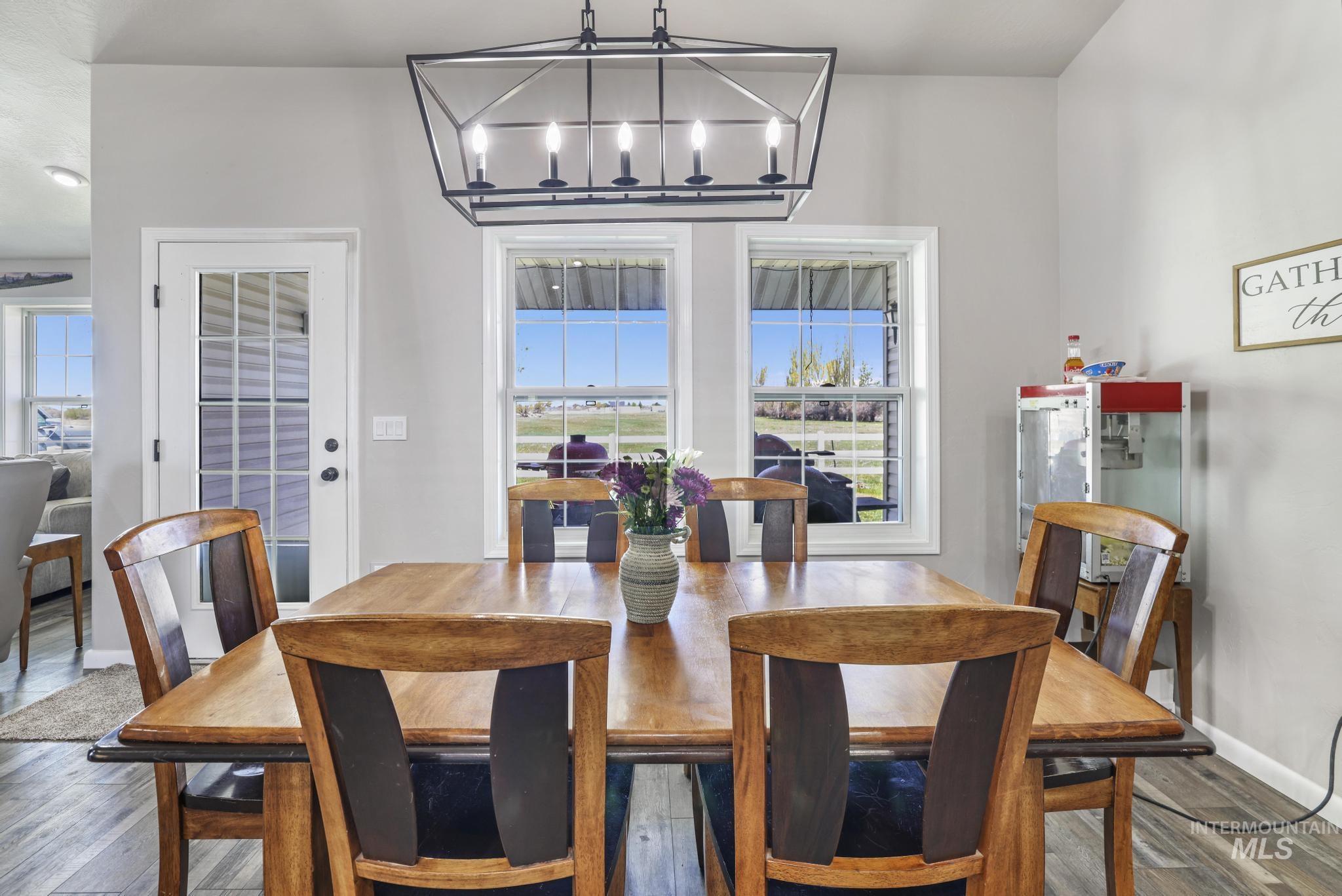 818 Pine, Filer, Idaho 83328, 3 Bedrooms, 2 Bathrooms, Residential For Sale, Price $440,000,MLS 98968584