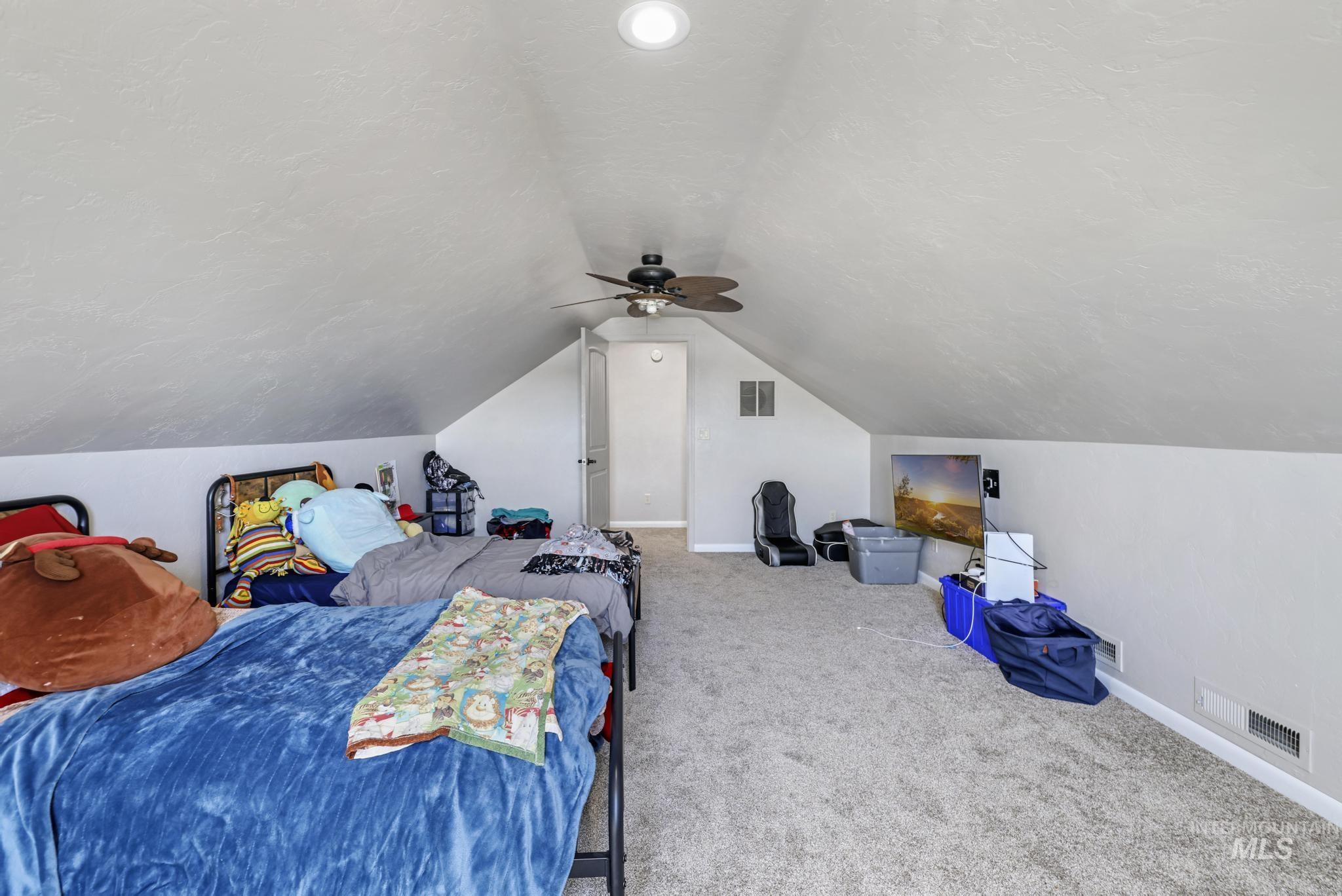 818 Pine, Filer, Idaho 83328, 3 Bedrooms, 2 Bathrooms, Residential For Sale, Price $440,000,MLS 98968584