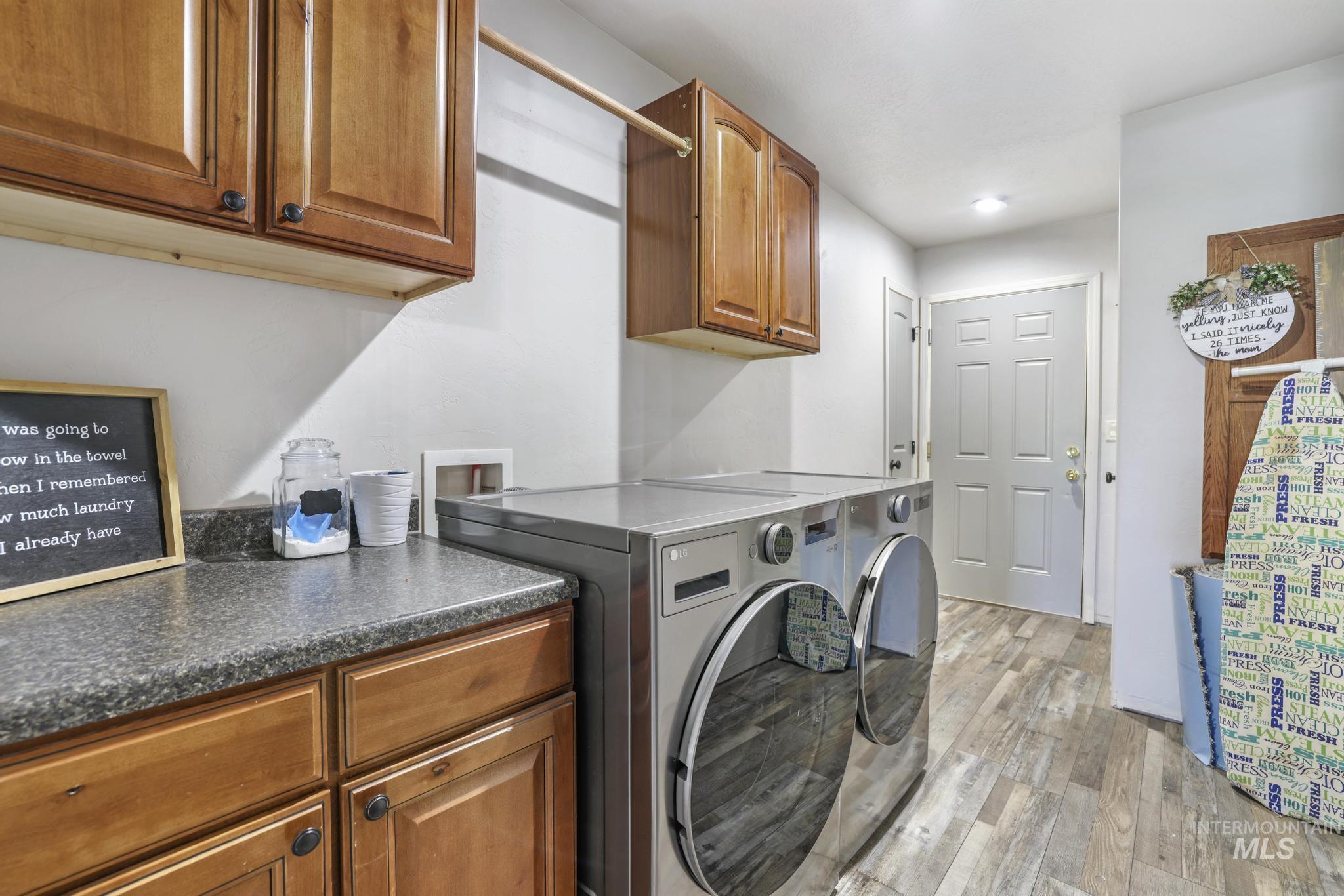 818 Pine, Filer, Idaho 83328, 3 Bedrooms, 2 Bathrooms, Residential For Sale, Price $440,000,MLS 98968584