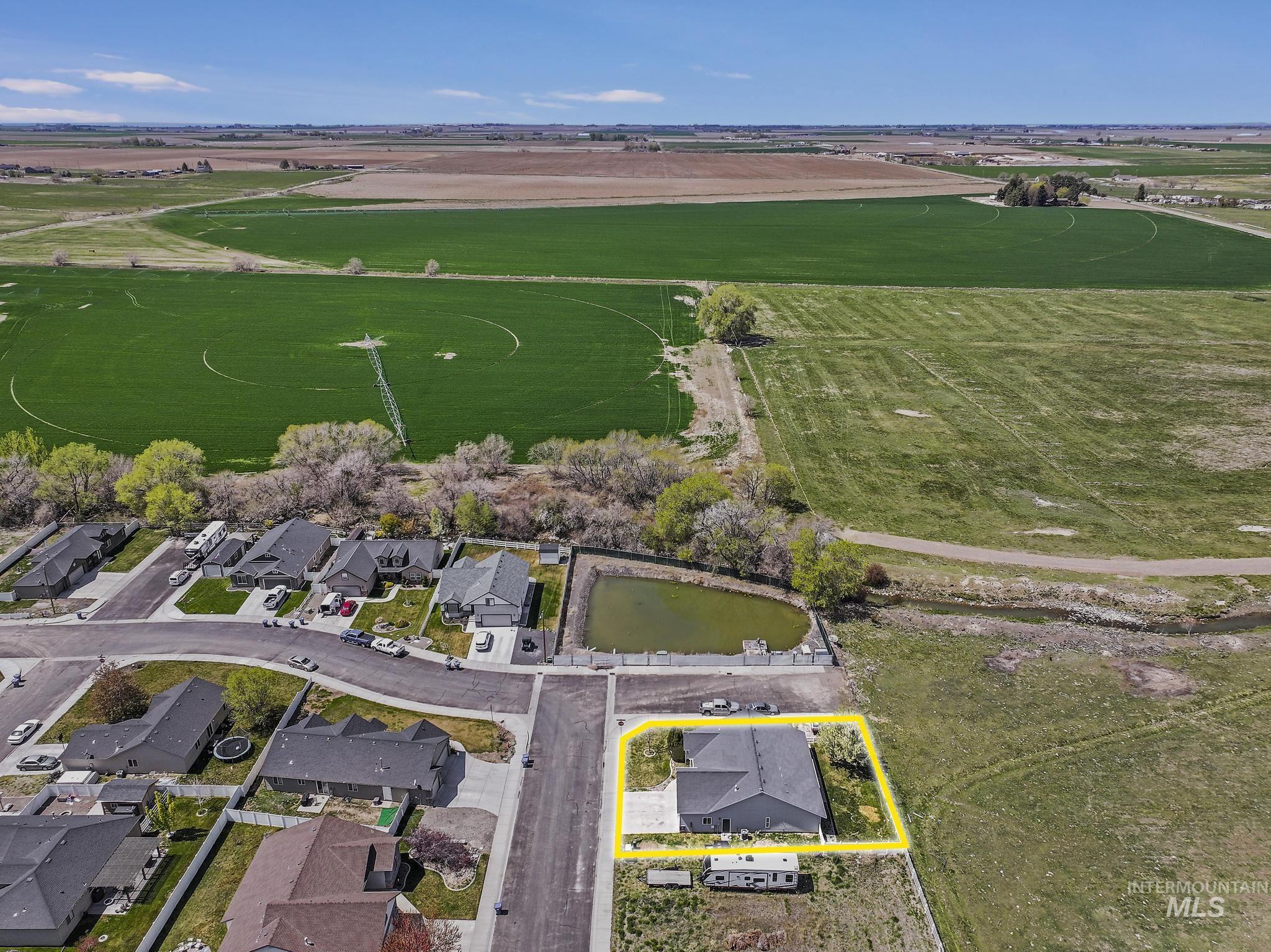 818 Pine, Filer, Idaho 83328, 3 Bedrooms, 2 Bathrooms, Residential For Sale, Price $440,000,MLS 98968584