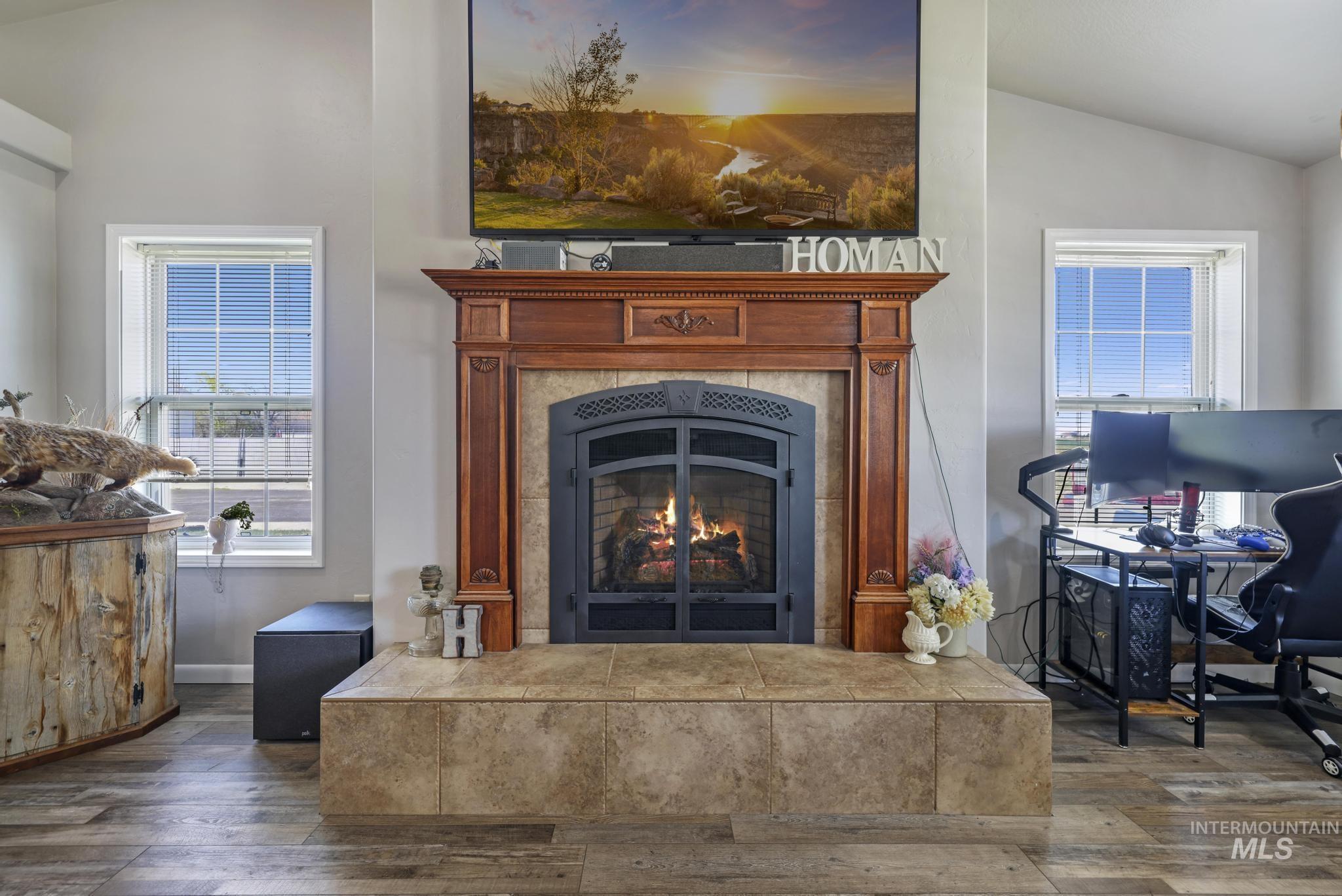 818 Pine, Filer, Idaho 83328, 3 Bedrooms, 2 Bathrooms, Residential For Sale, Price $440,000,MLS 98968584