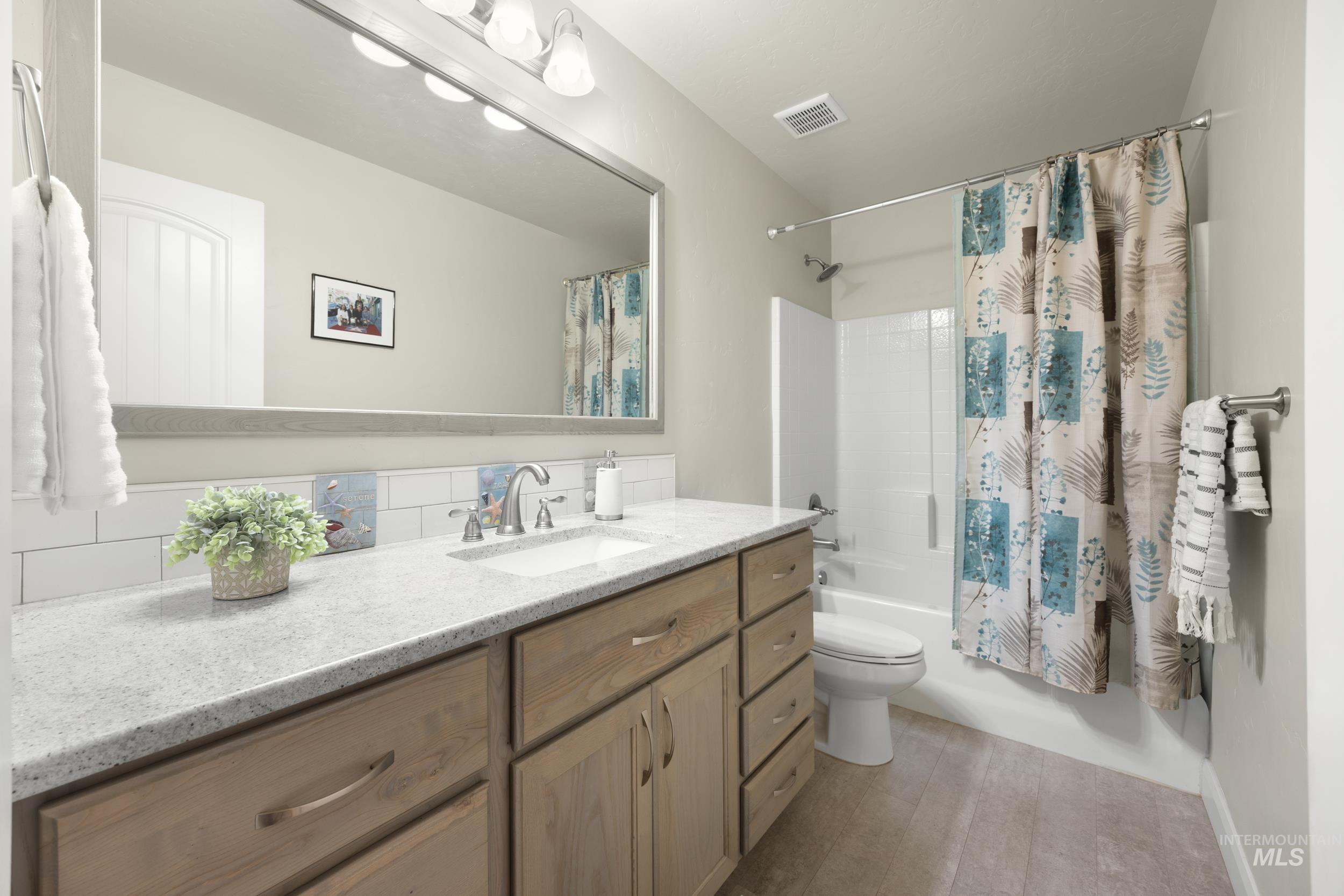 5944 W Cavendale Dr, Eagle, Idaho 83616, 3 Bedrooms, 2 Bathrooms, Residential For Sale, Price $655,000, 98968594