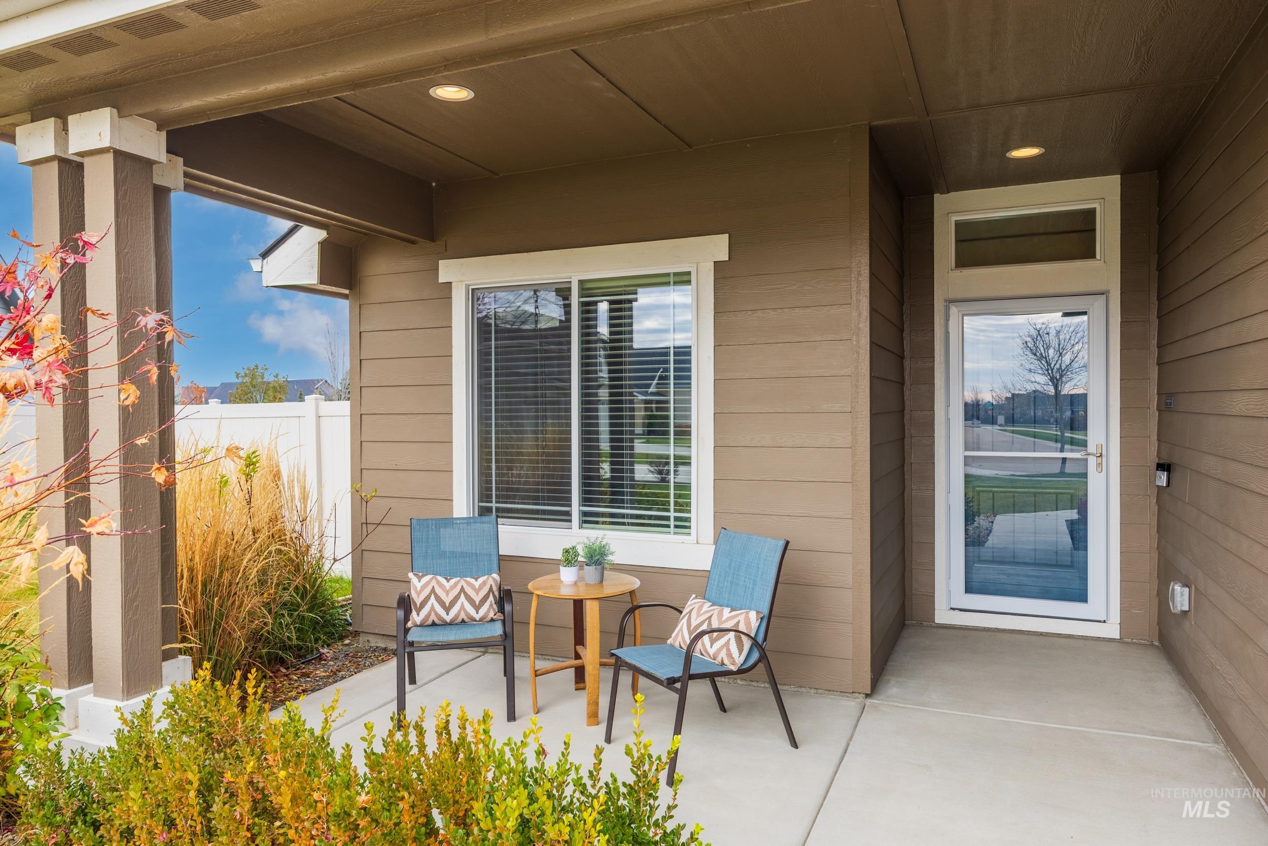 5944 W Cavendale Dr, Eagle, Idaho 83616, 3 Bedrooms, 2 Bathrooms, Residential For Sale, Price $655,000, 98968594