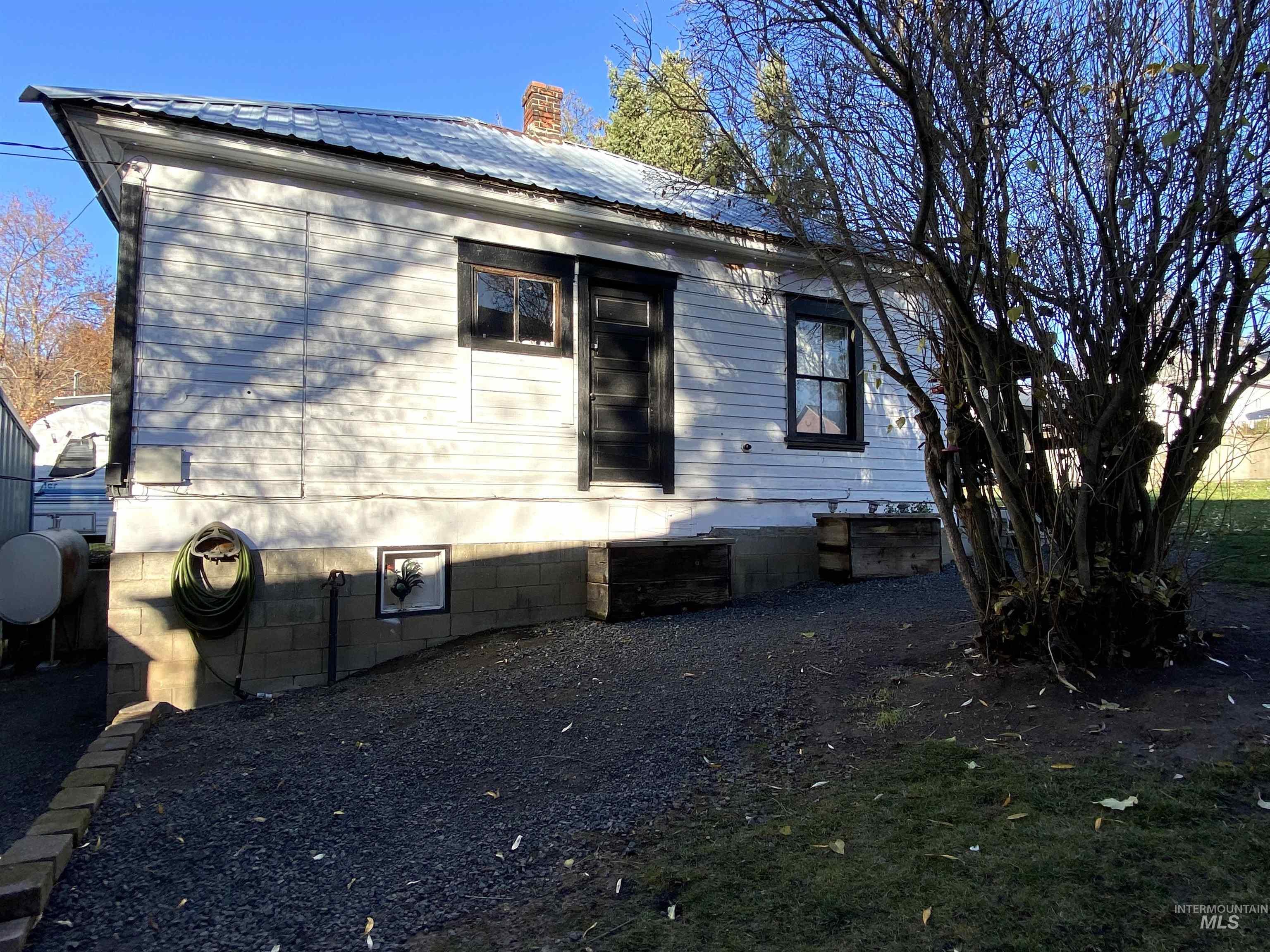 920 Cedar Street, Potlatch, Idaho 83855, 1 Bedroom, 1 Bathroom, Residential For Sale, Price $267,000, 98968598