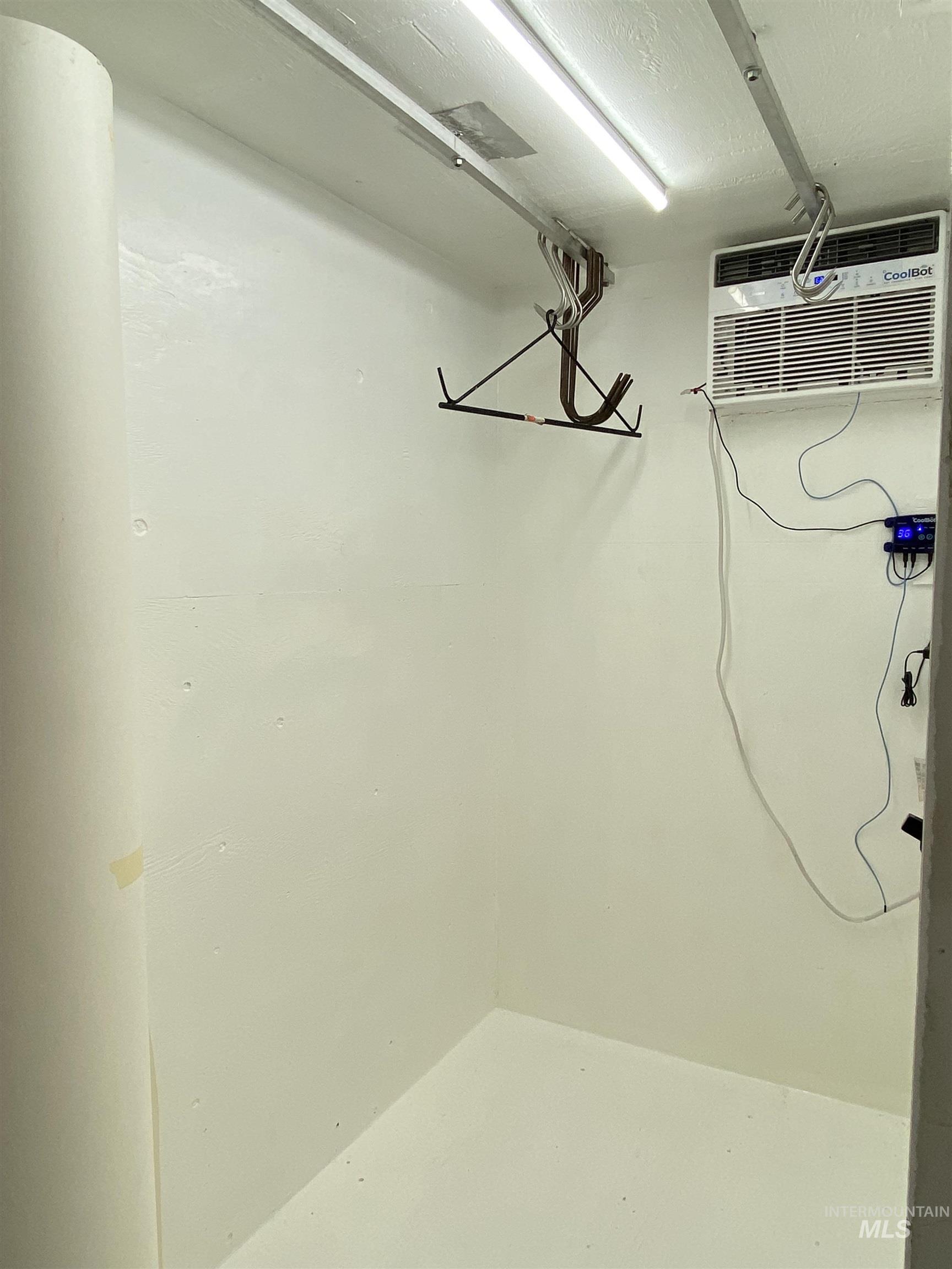 920 Cedar Street, Potlatch, Idaho 83855, 1 Bedroom, 1 Bathroom, Residential For Sale, Price $267,000, 98968598