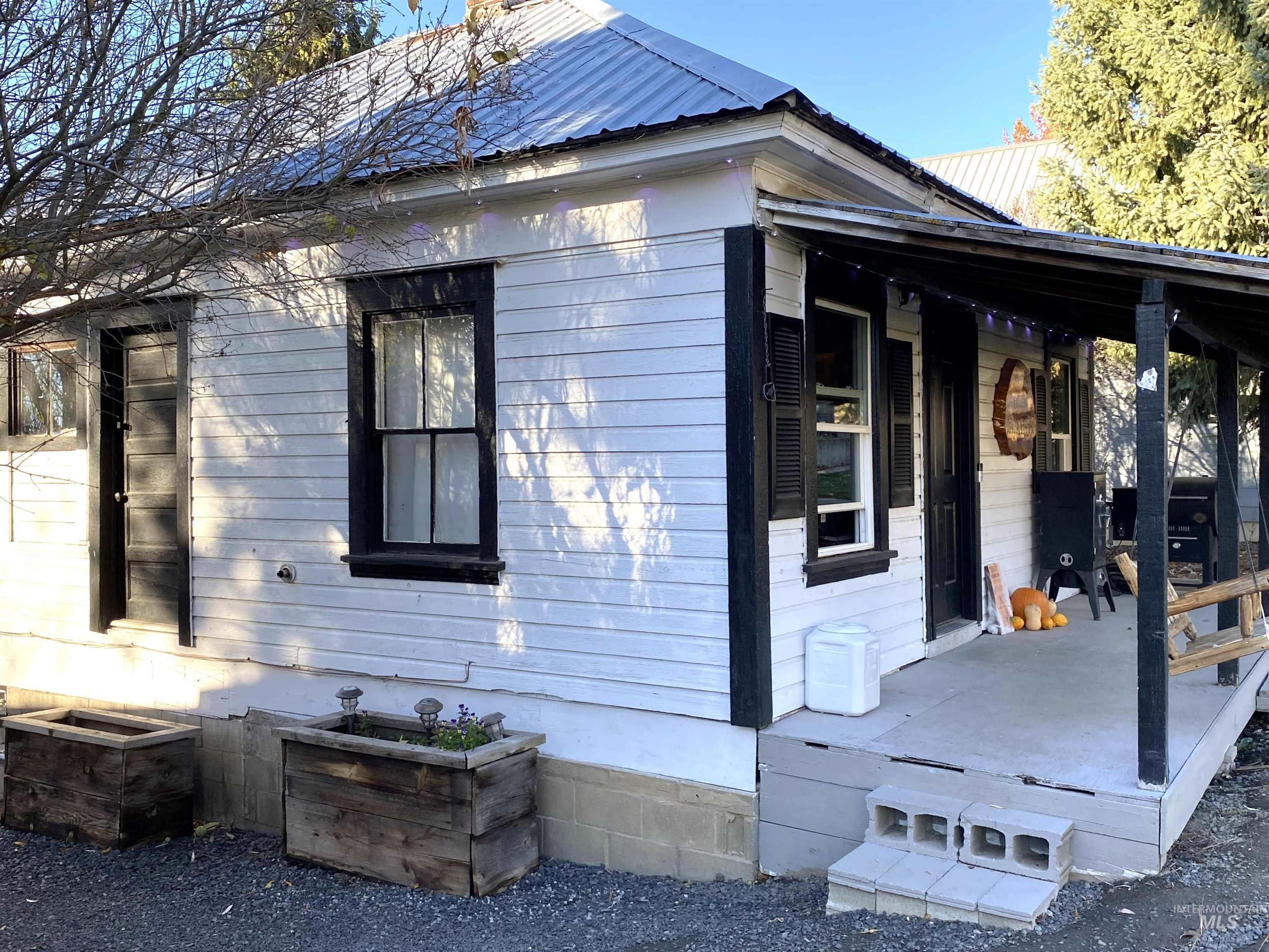 920 Cedar Street, Potlatch, Idaho 83855, 1 Bedroom, 1 Bathroom, Residential For Sale, Price $267,000, 98968598