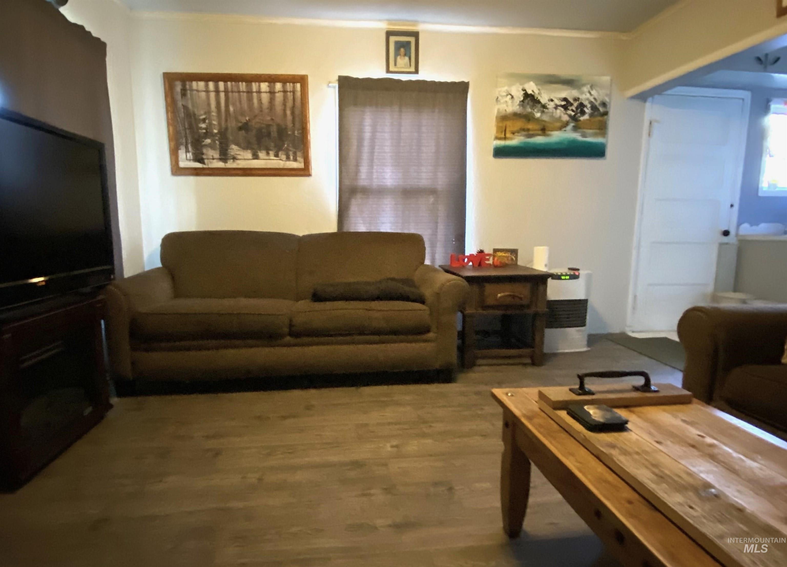 920 Cedar Street, Potlatch, Idaho 83855, 1 Bedroom, 1 Bathroom, Residential For Sale, Price $267,000, 98968598