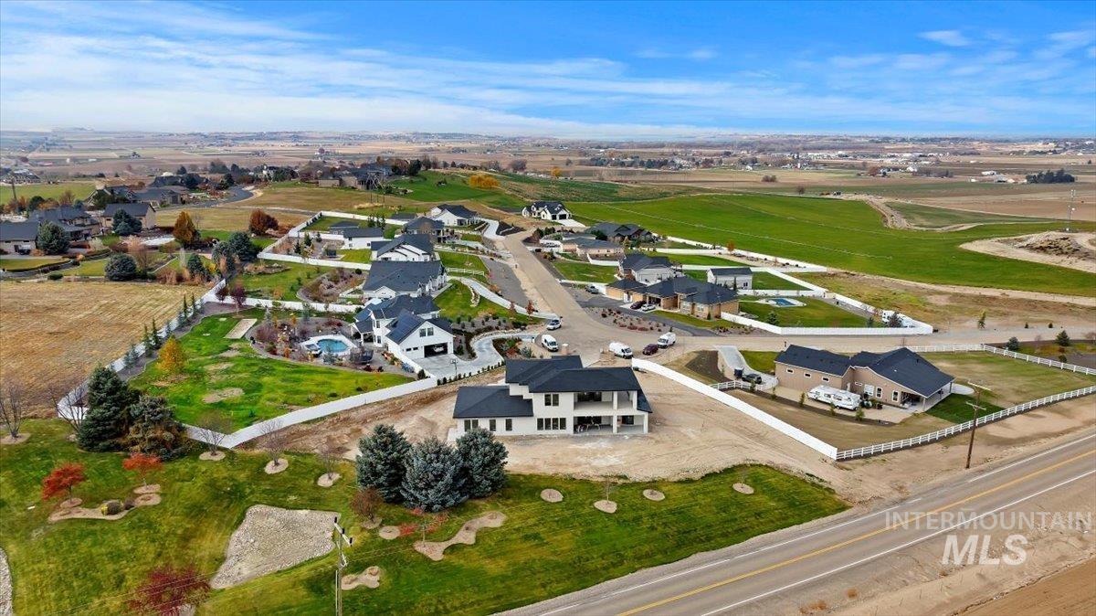 8049 Golden Hills Road, Nampa, Idaho 83686, 4 Bedrooms, 3.5 Bathrooms, Residential For Sale, Price $1,495,000, 98968610