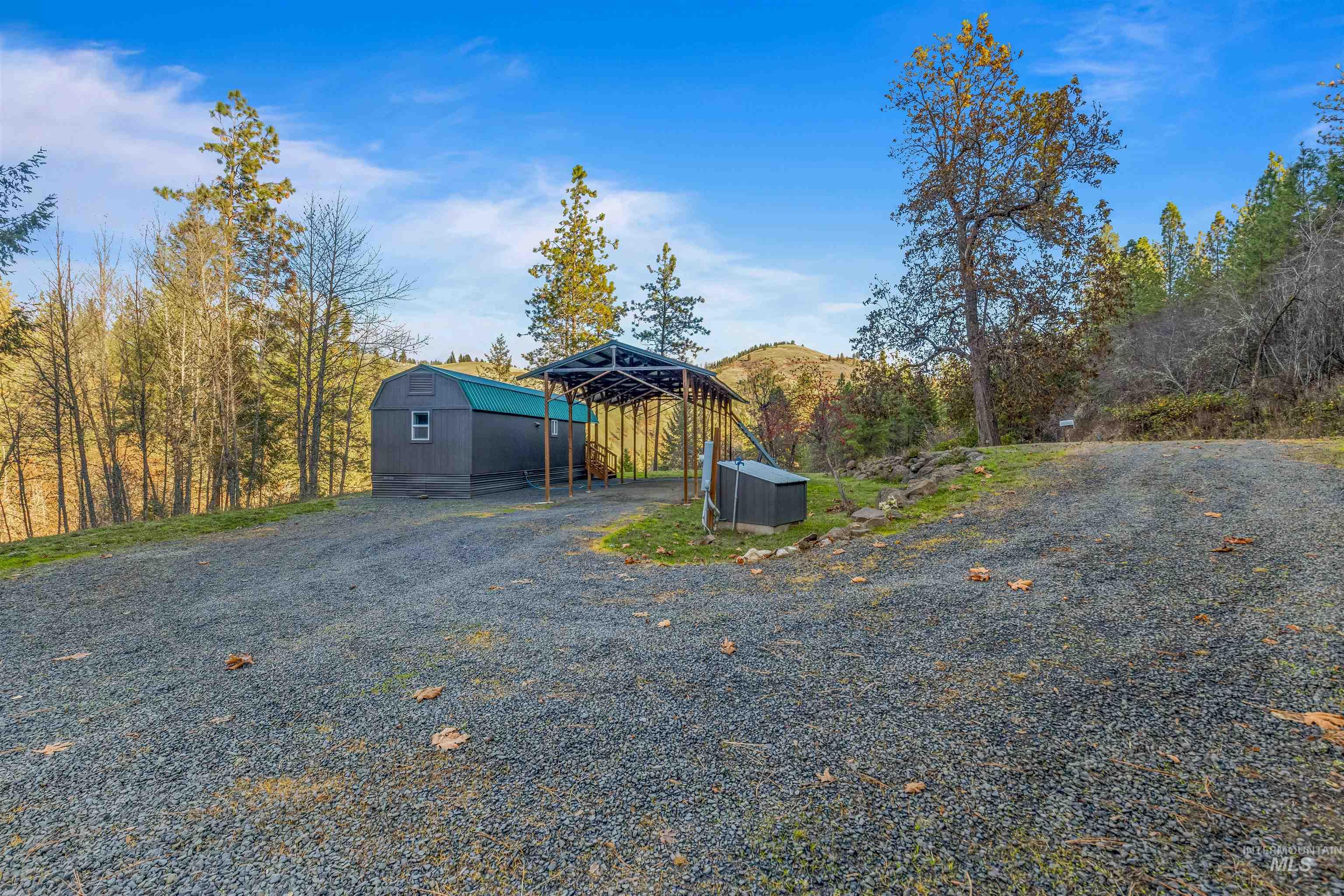 22100 Old Melrose Grade, Peck, Idaho 83545, 1 Bedroom, 1 Bathroom, Residential For Sale, Price $285,000, 98968615