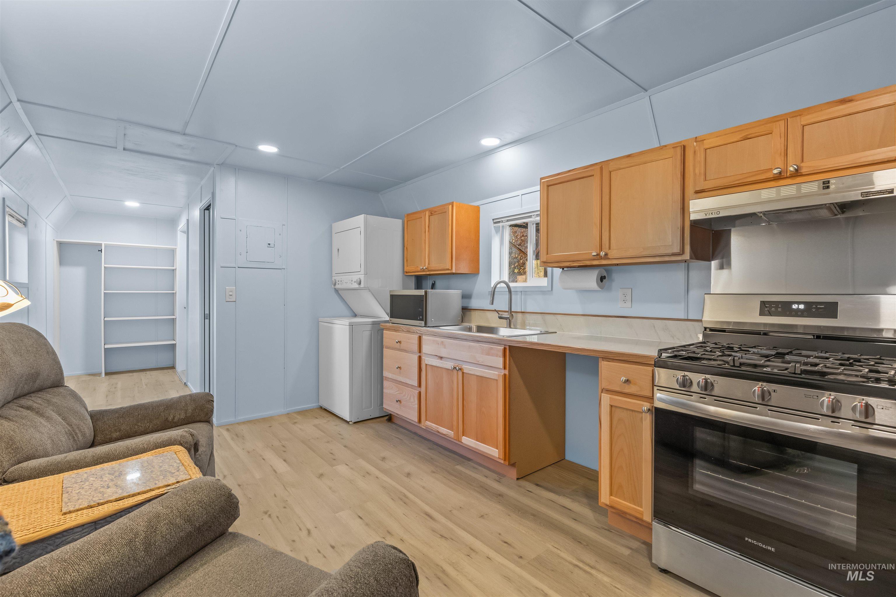 22100 Old Melrose Grade, Peck, Idaho 83545, 1 Bedroom, 1 Bathroom, Residential For Sale, Price $285,000, 98968615