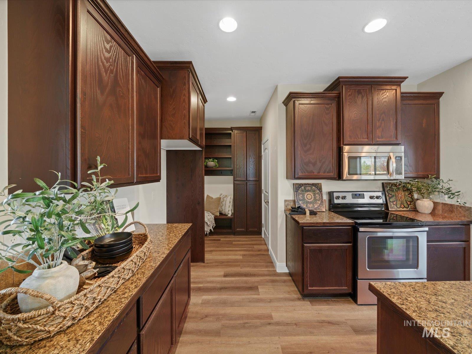 4902 W Torana St, Meridian, Idaho 83646, 4 Bedrooms, 2.5 Bathrooms, Residential For Sale, Price $549,900, 98968619