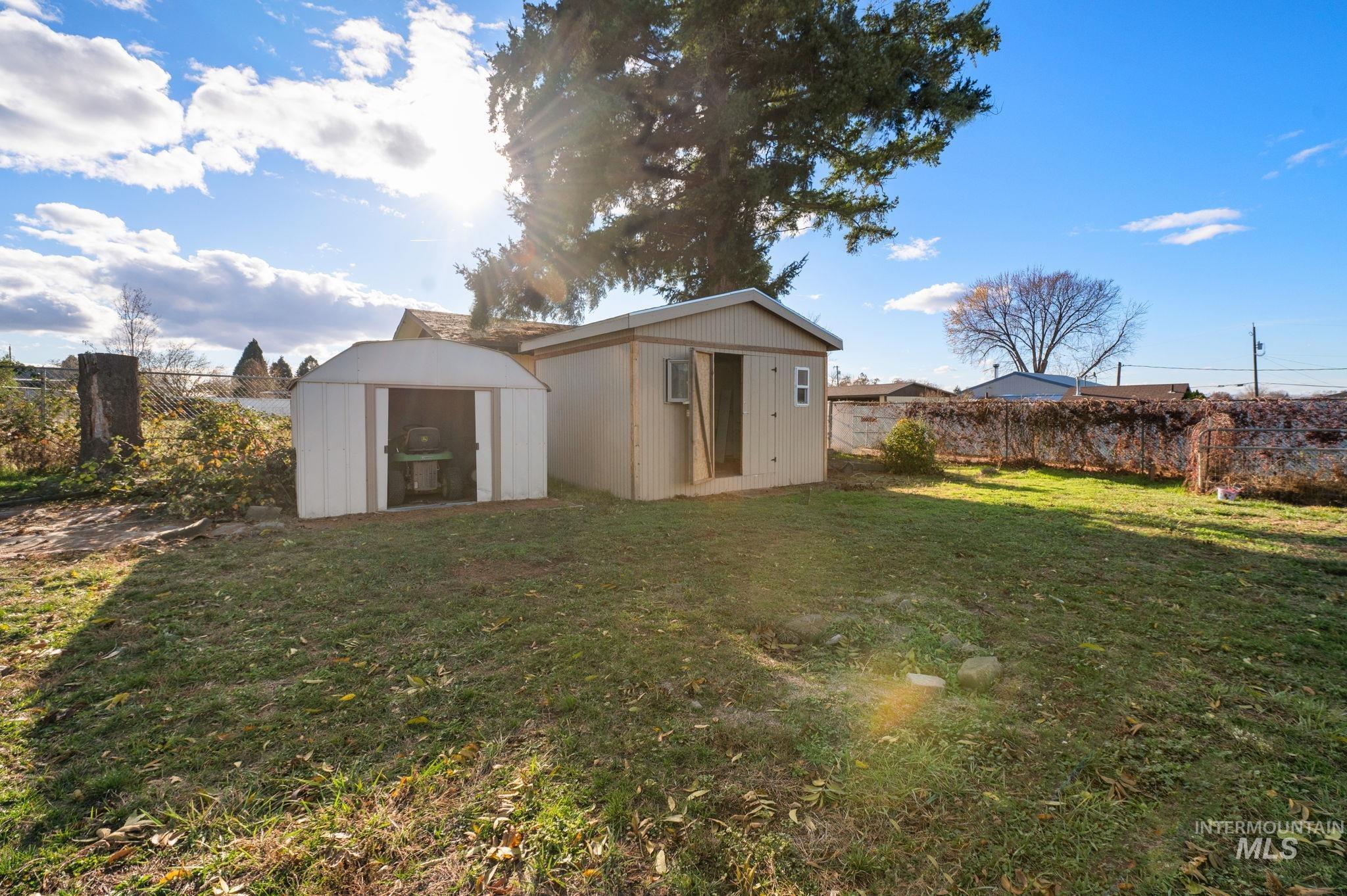 1510 Warner Avenue, Lewiston, Idaho 83501, 4 Bedrooms, 3 Bathrooms, Residential For Sale, Price $419,000, 98968620