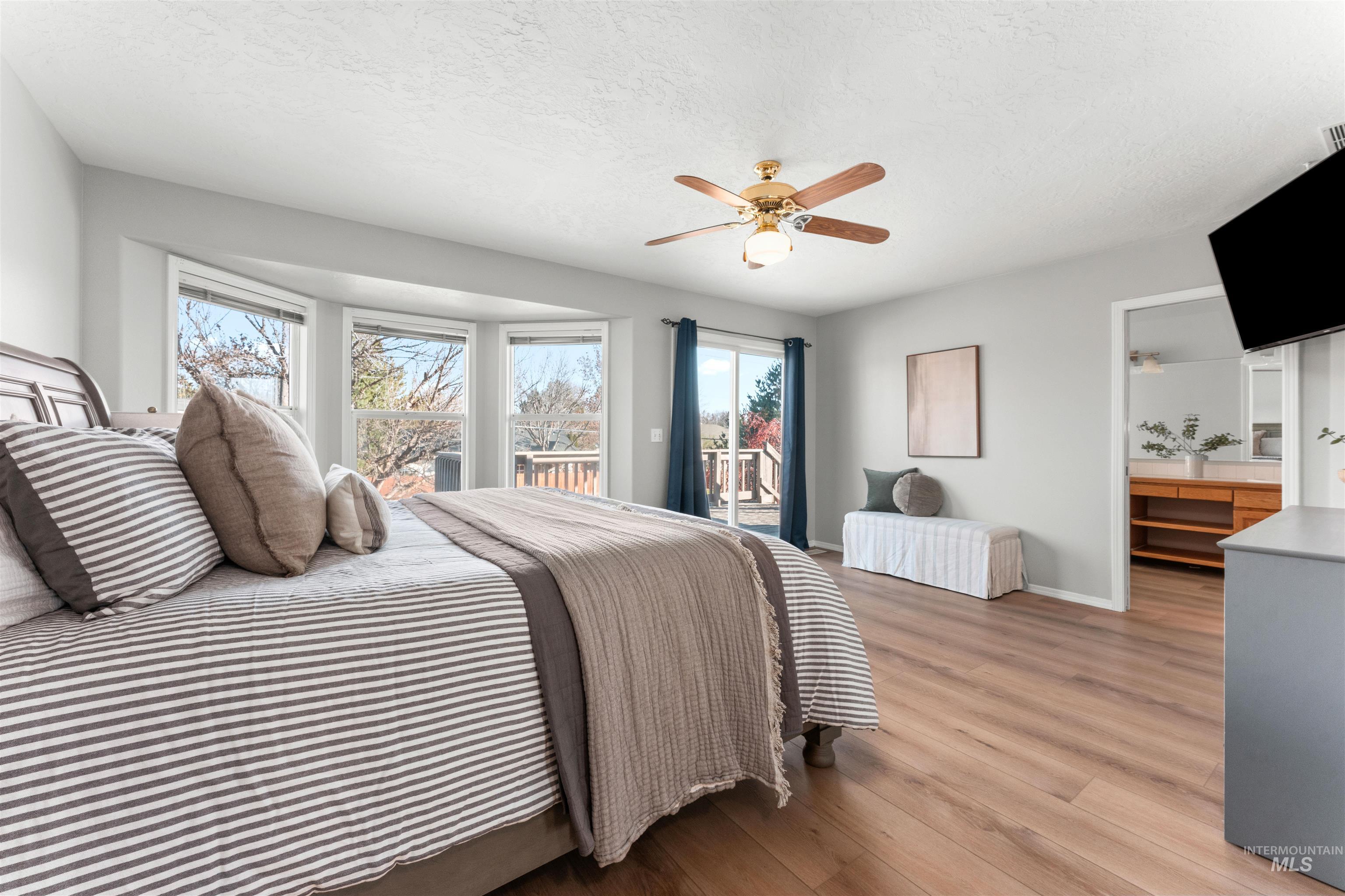 1118 N Snead Ave, Eagle, Idaho 83616, 4 Bedrooms, 3 Bathrooms, Residential For Sale, Price $614,900, 98968626