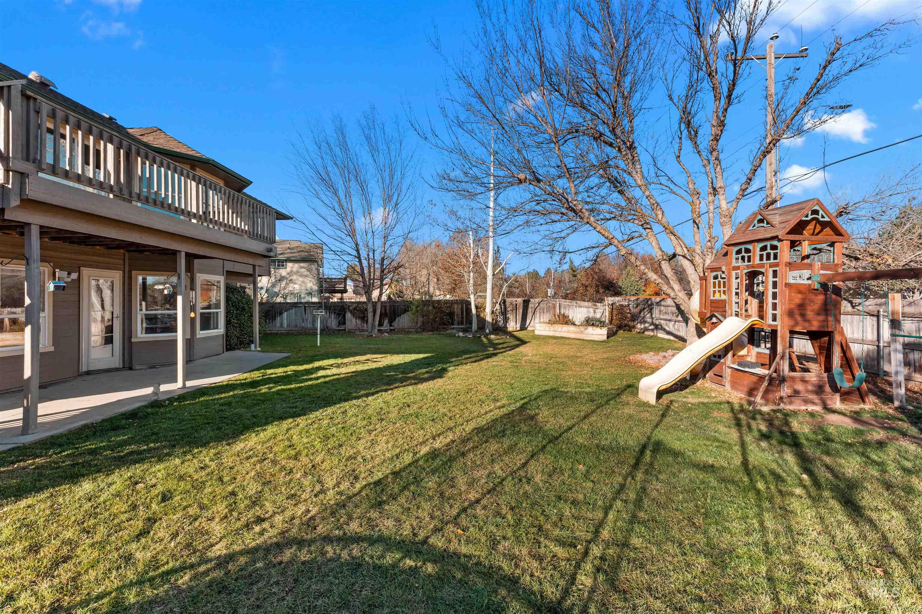 1118 N Snead Ave, Eagle, Idaho 83616, 4 Bedrooms, 3 Bathrooms, Residential For Sale, Price $614,900, 98968626