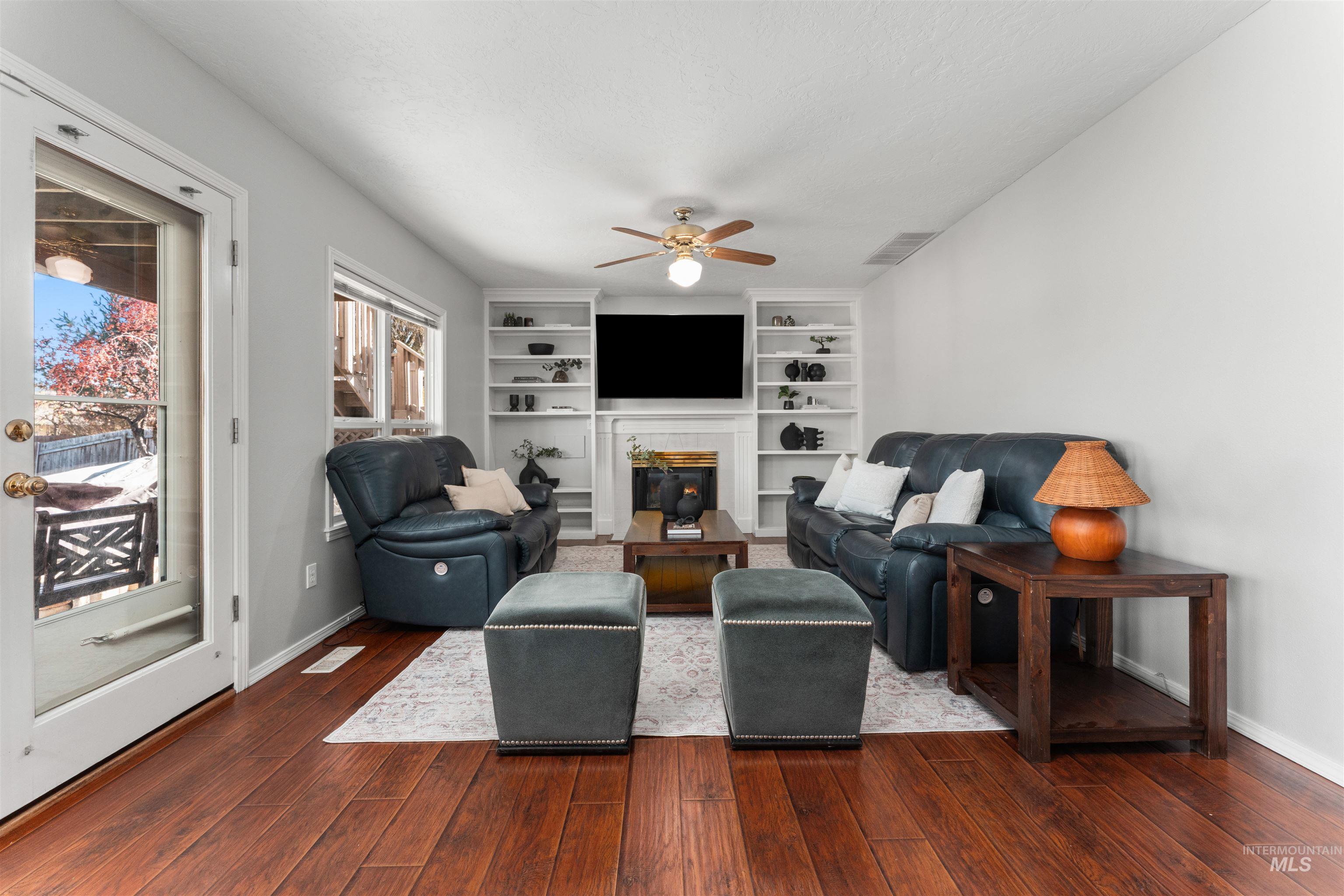 1118 N Snead Ave, Eagle, Idaho 83616, 4 Bedrooms, 3 Bathrooms, Residential For Sale, Price $614,900, 98968626