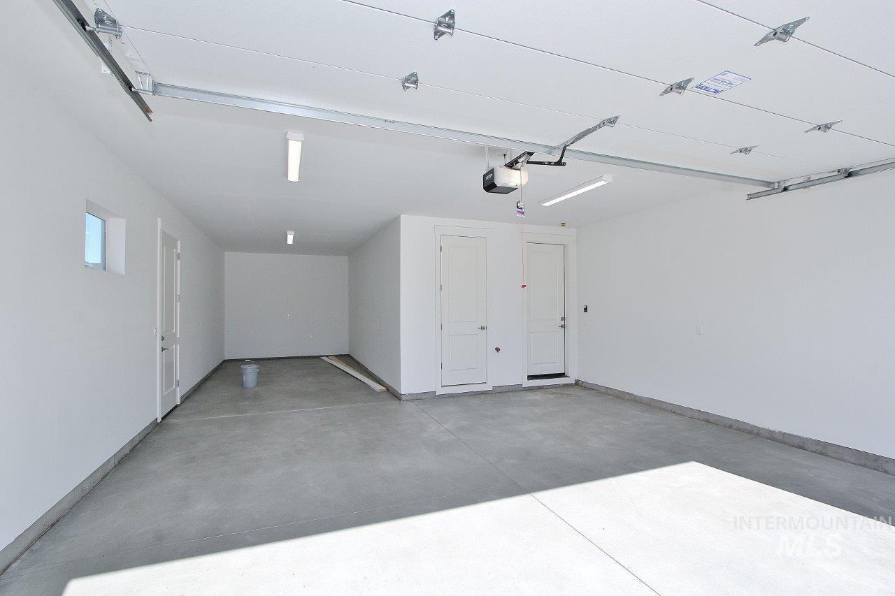 1961 E Mainacht St, Meridian, Idaho 83642, 4 Bedrooms, 2.5 Bathrooms, Residential For Sale, Price $699,900, 98968629