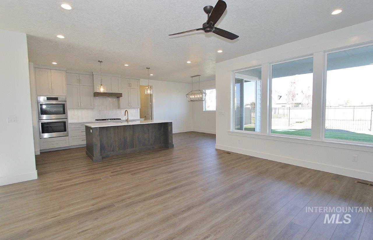 1961 E Mainacht St, Meridian, Idaho 83642, 4 Bedrooms, 2.5 Bathrooms, Residential For Sale, Price $699,900, 98968629