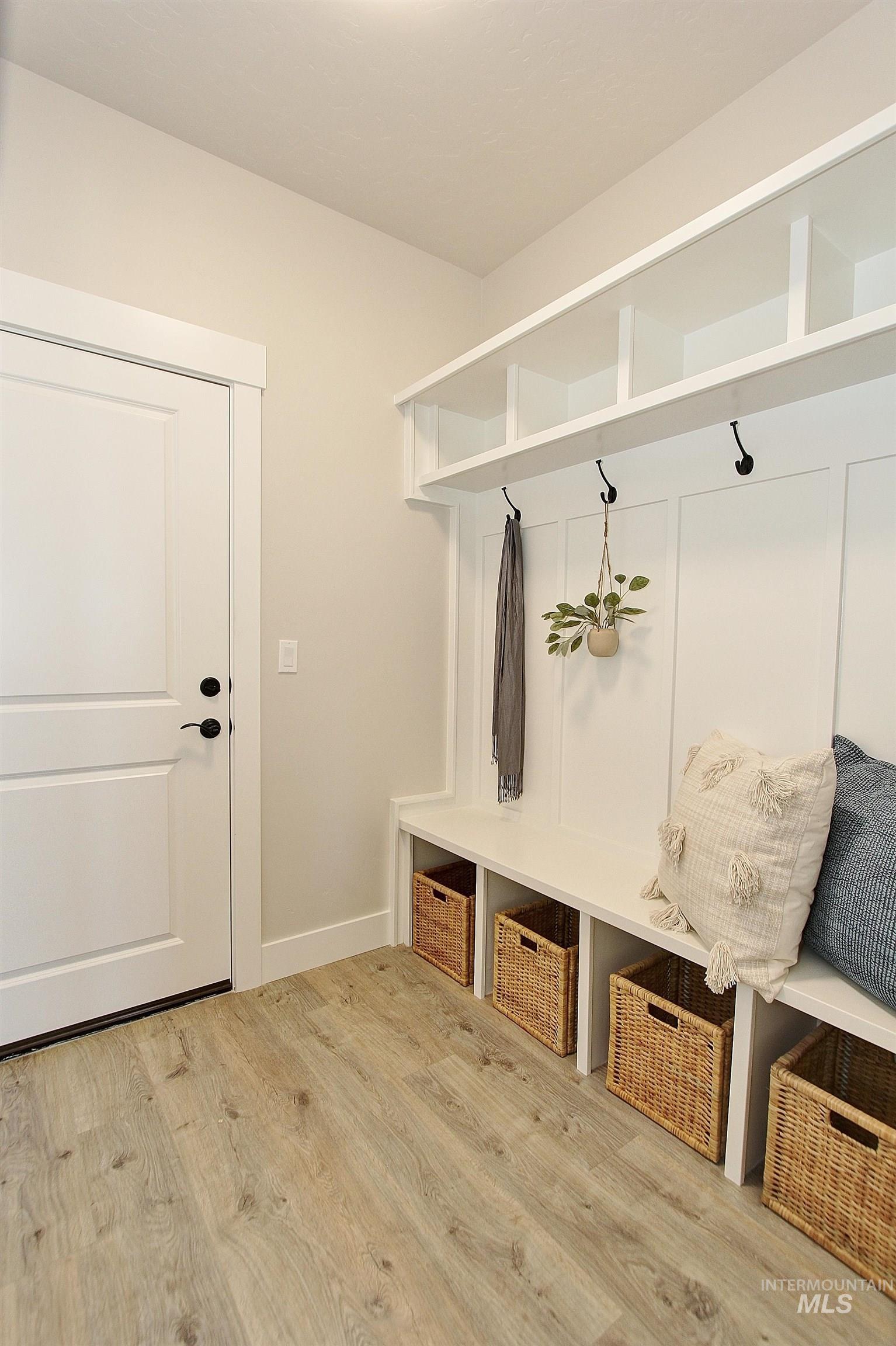 1245 E Andes Dr, Kuna, Idaho 83634, 4 Bedrooms, 2.5 Bathrooms, Residential For Sale, Price $749,900, 98968630