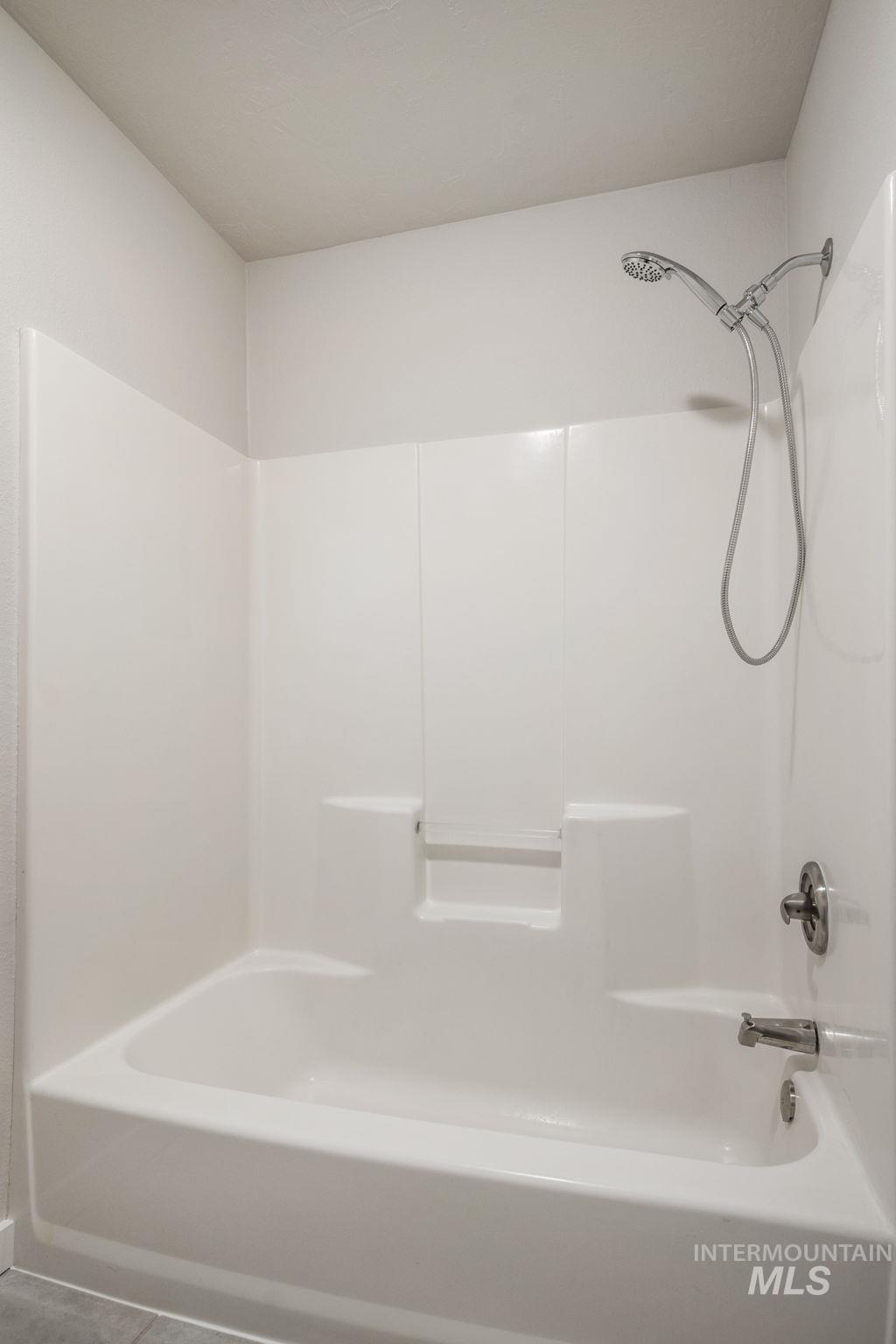 1409 Bitterroot Drive, Twin Falls, Idaho 83301, 7 Bedrooms, 3 Bathrooms, Residential For Sale, Price $599,950,MLS 98968642