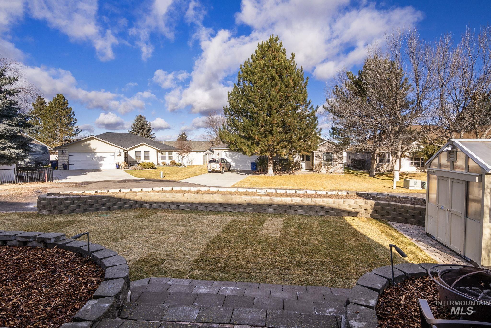 1409 Bitterroot Drive, Twin Falls, Idaho 83301, 7 Bedrooms, 3 Bathrooms, Residential For Sale, Price $599,950,MLS 98968642