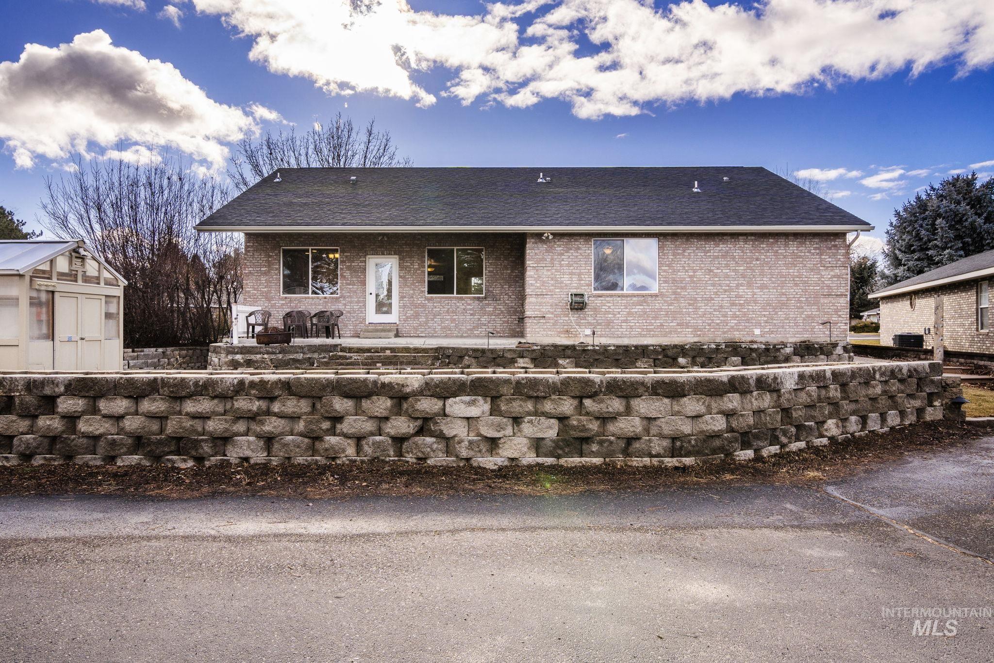 1409 Bitterroot Drive, Twin Falls, Idaho 83301, 7 Bedrooms, 3 Bathrooms, Residential For Sale, Price $599,950,MLS 98968642