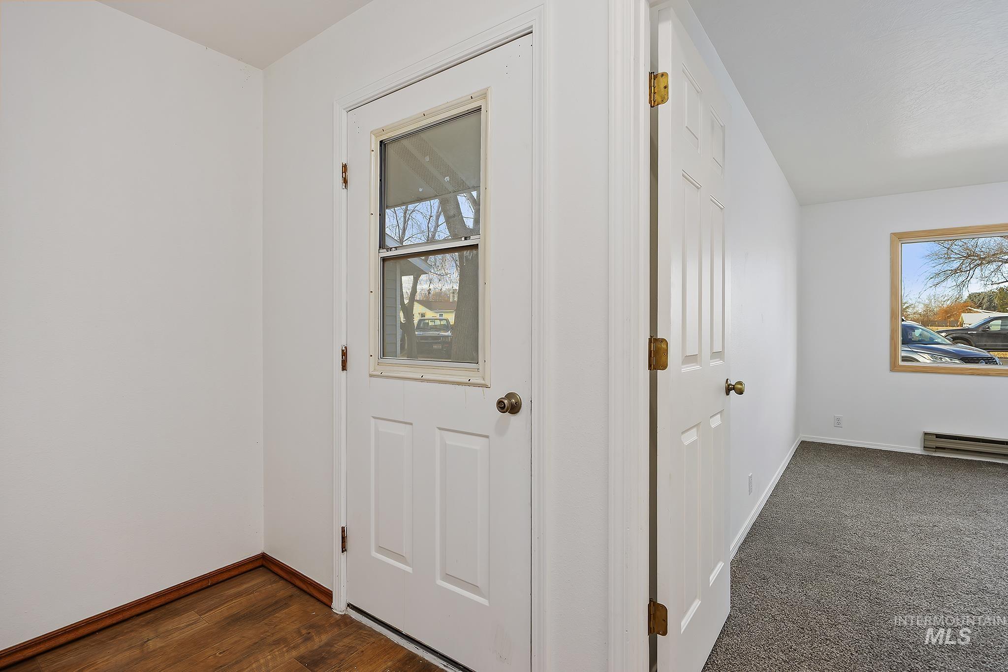 Corridor with baseboards