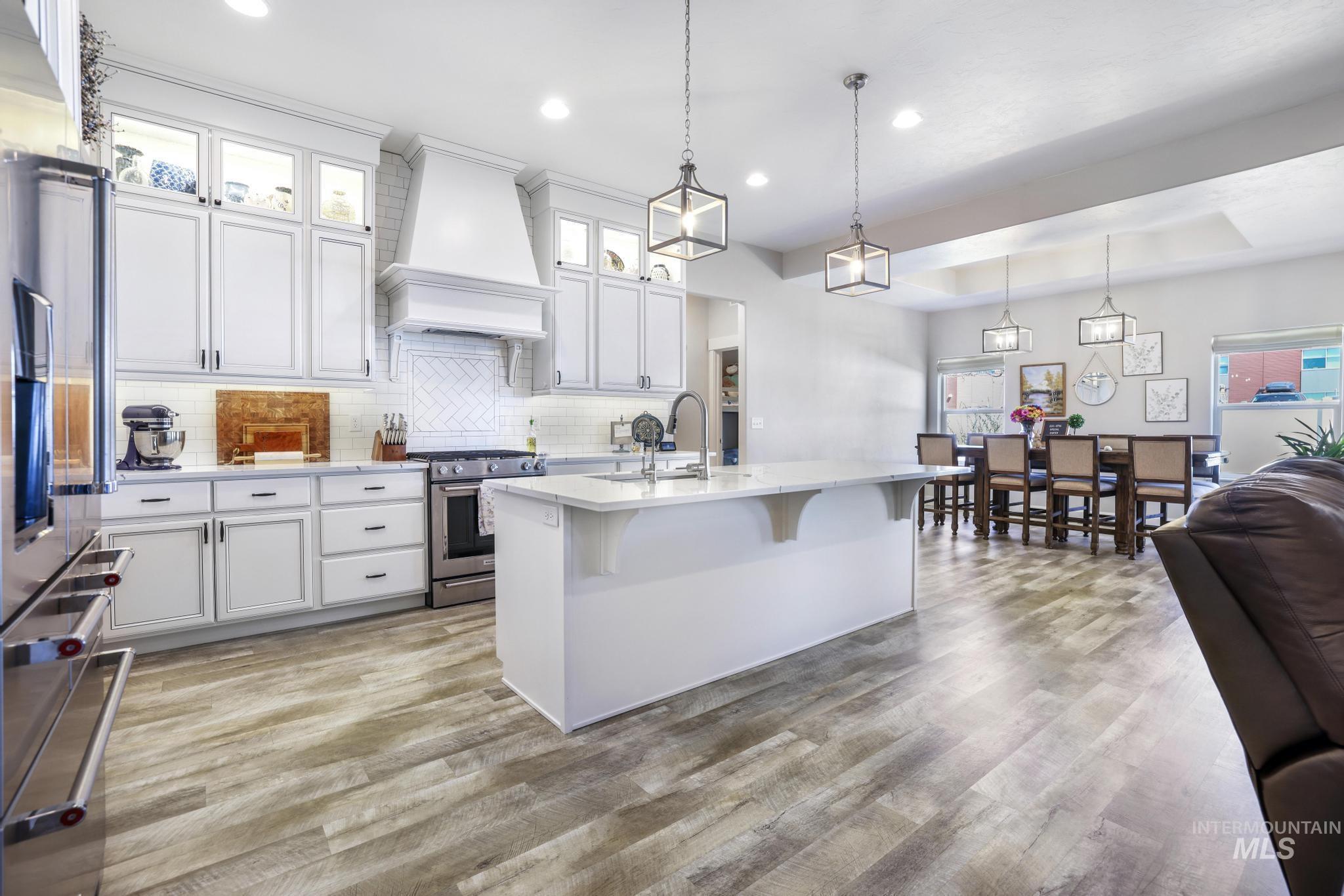 781 Midnight Sun Loop, Twin Falls, Idaho 83301, 4 Bedrooms, 2 Bathrooms, Residential For Sale, Price $550,000, 98968652