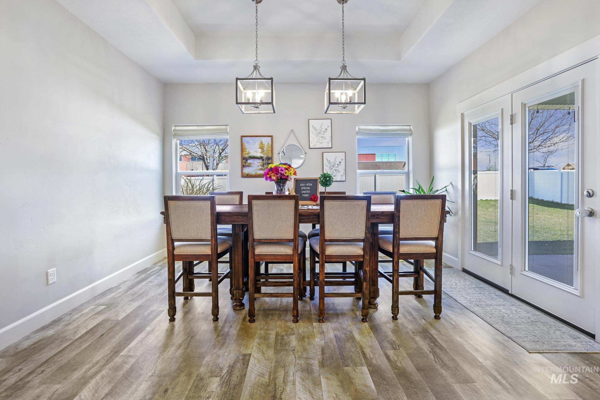 781 Midnight Sun Loop, Twin Falls, Idaho 83301, 4 Bedrooms, 2 Bathrooms, Residential For Sale, Price $550,000, 98968652