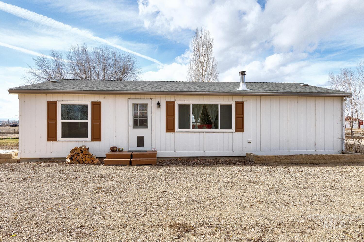 18725 Fargo Rd, Wilder, Idaho 83676, 3 Bedrooms, 2 Bathrooms, Residential For Sale, Price $404,990, 98968660