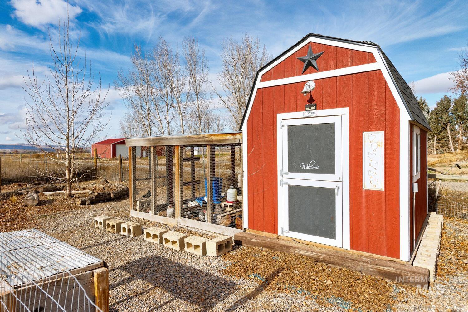 18725 Fargo Rd, Wilder, Idaho 83676, 3 Bedrooms, 2 Bathrooms, Residential For Sale, Price $404,990, 98968660