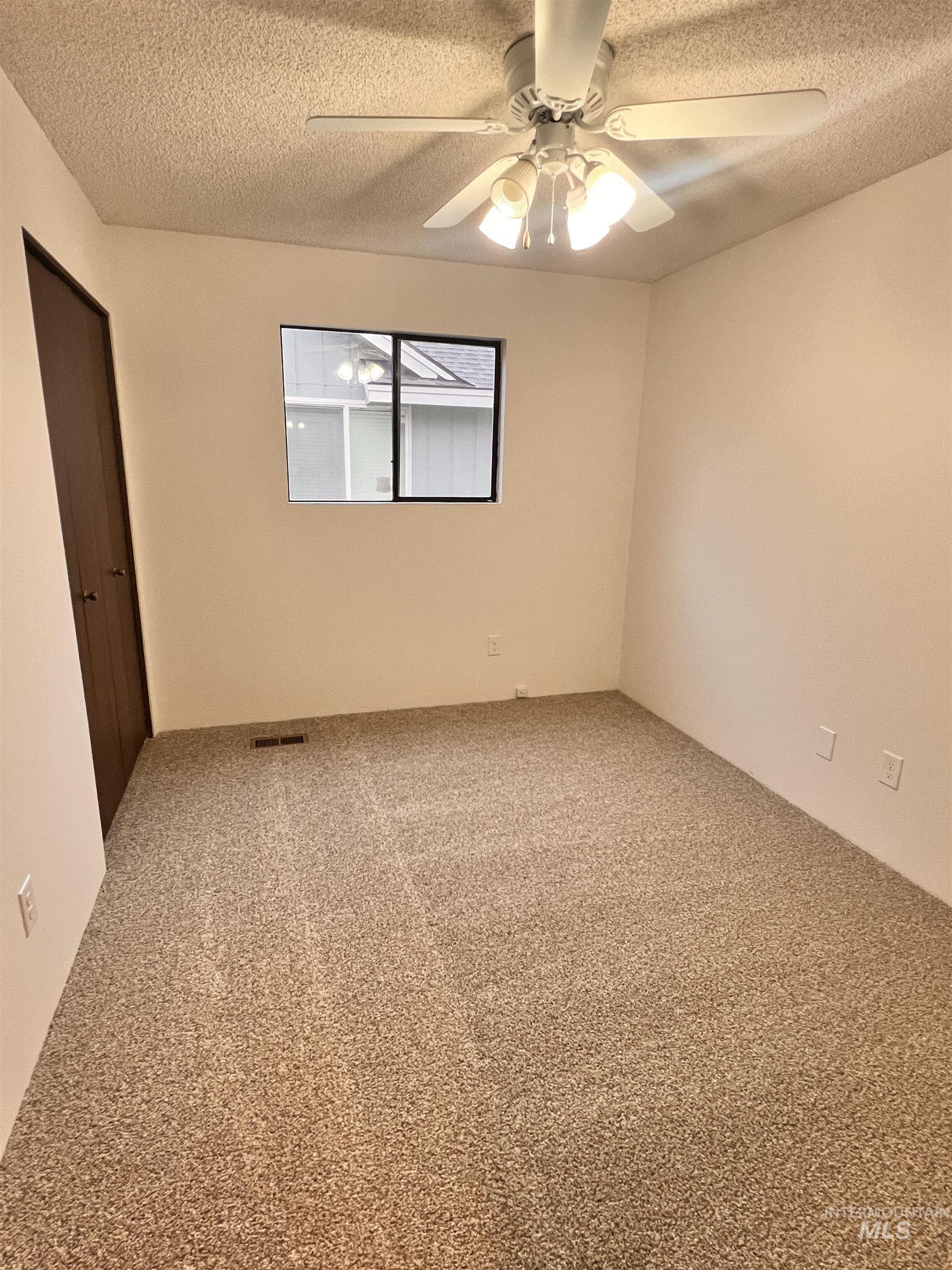 2412 Robert Ave, Caldwell, Idaho 83605, 3 Bedrooms, 2 Bathrooms, Residential For Sale, Price $325,000, 98968668