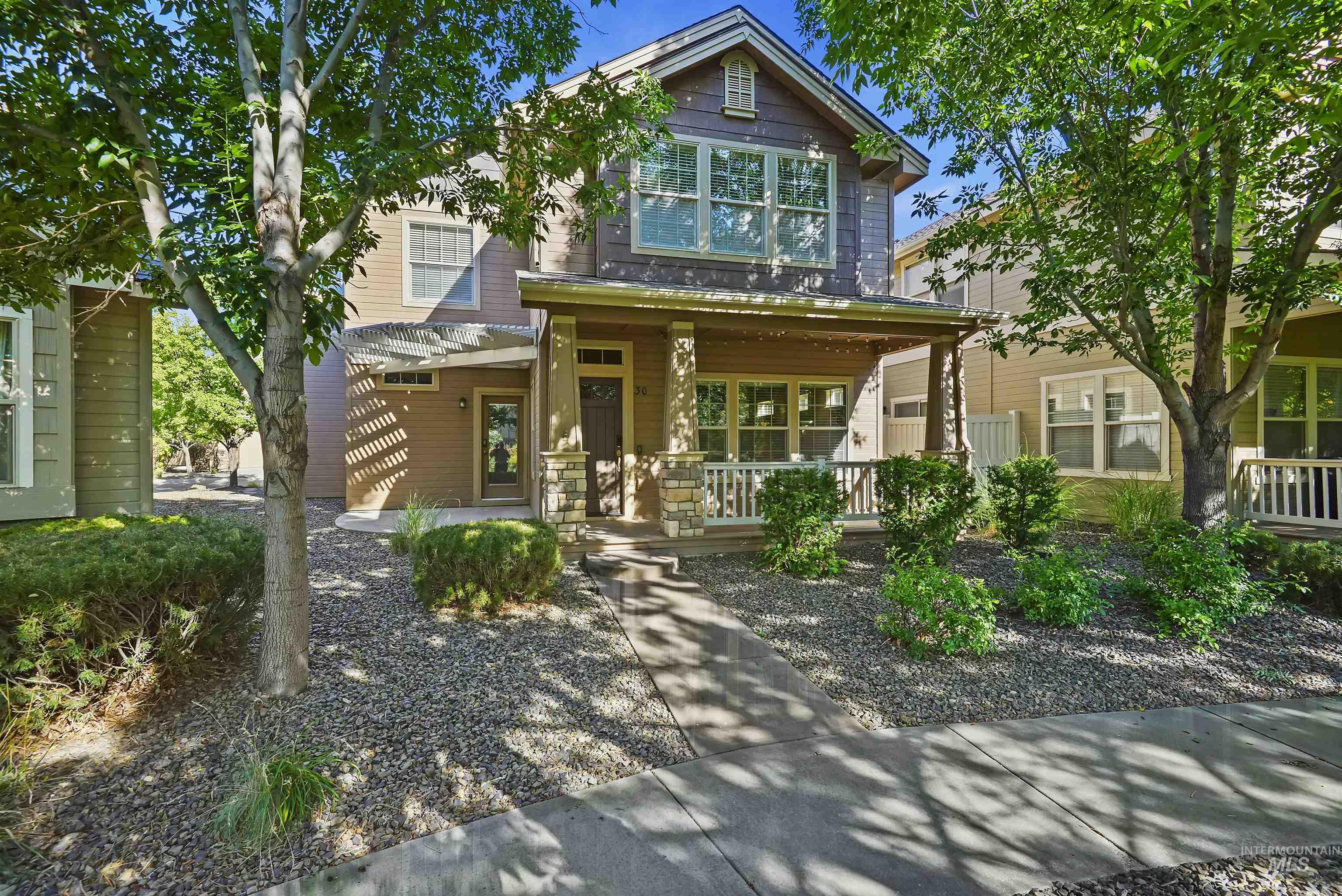 30 N Arrow Creek Ln, Eagle, Idaho 83616, 3 Bedrooms, 2.5 Bathrooms, Residential For Sale, Price $579,900, 98968670