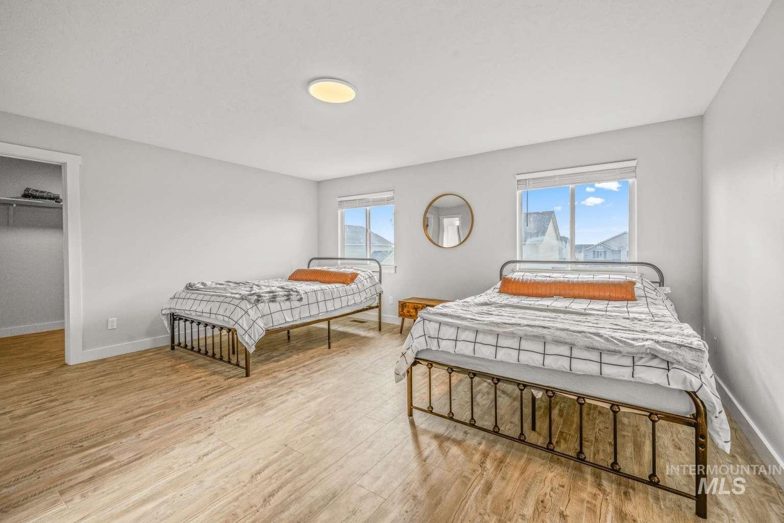 1591 Vinifera, Kuna, Idaho 83634, 6 Bedrooms, 2.5 Bathrooms, Residential For Sale, Price $585,000, 98968674