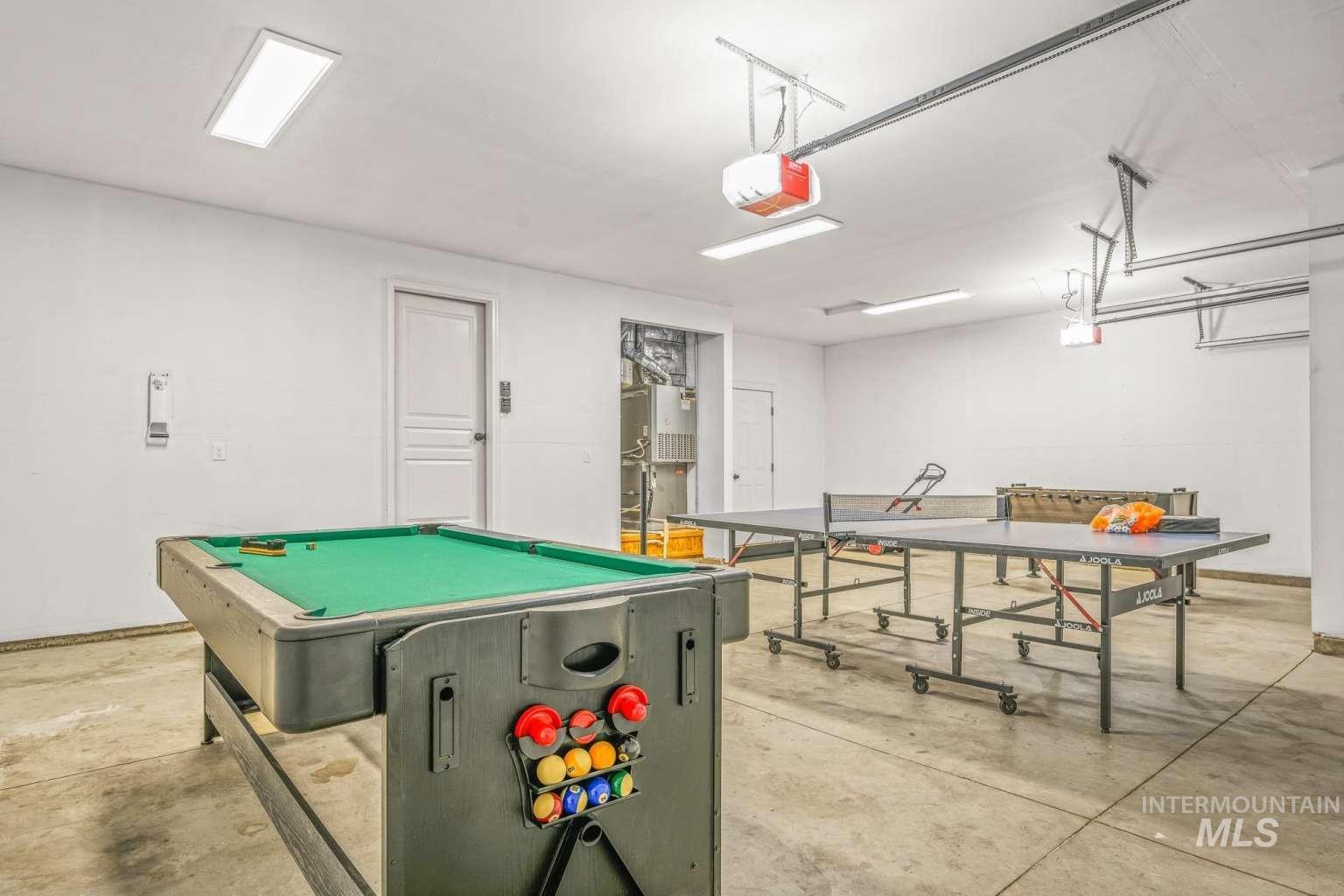 1591 Vinifera, Kuna, Idaho 83634, 6 Bedrooms, 2.5 Bathrooms, Residential For Sale, Price $585,000, 98968674