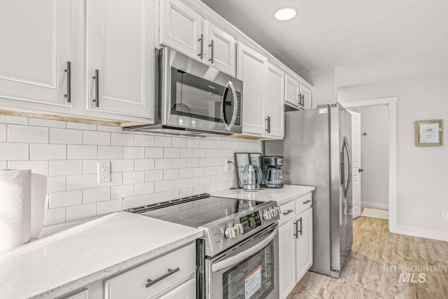 1591 Vinifera, Kuna, Idaho 83634, 6 Bedrooms, 2.5 Bathrooms, Residential For Sale, Price $585,000, 98968674