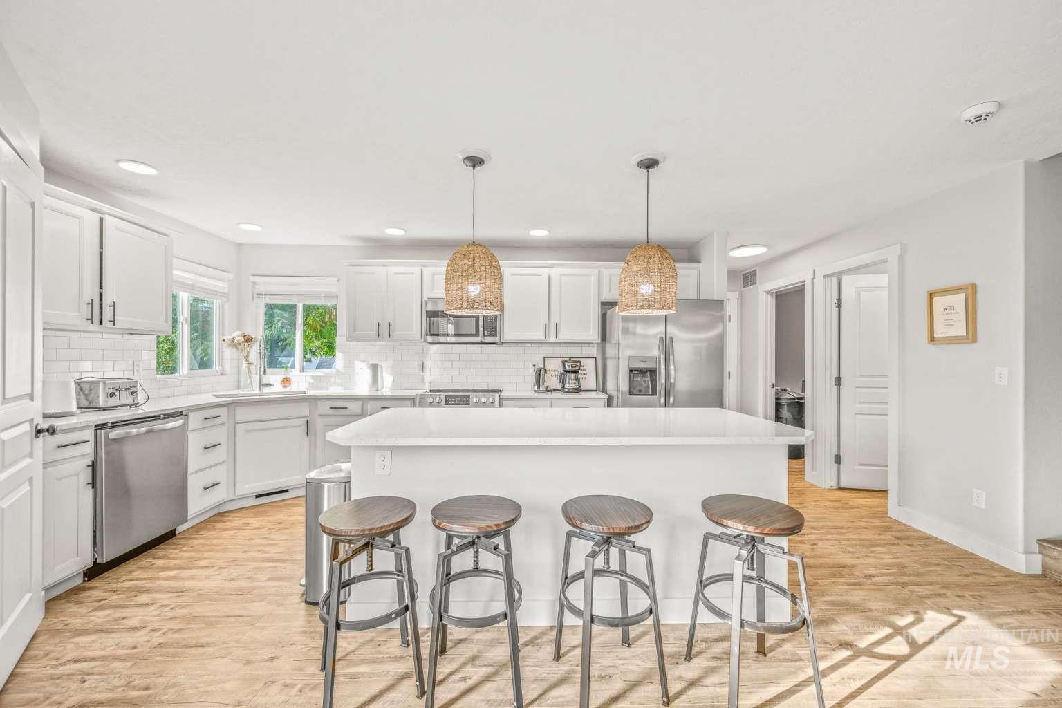 1591 Vinifera, Kuna, Idaho 83634, 6 Bedrooms, 2.5 Bathrooms, Residential For Sale, Price $585,000, 98968674