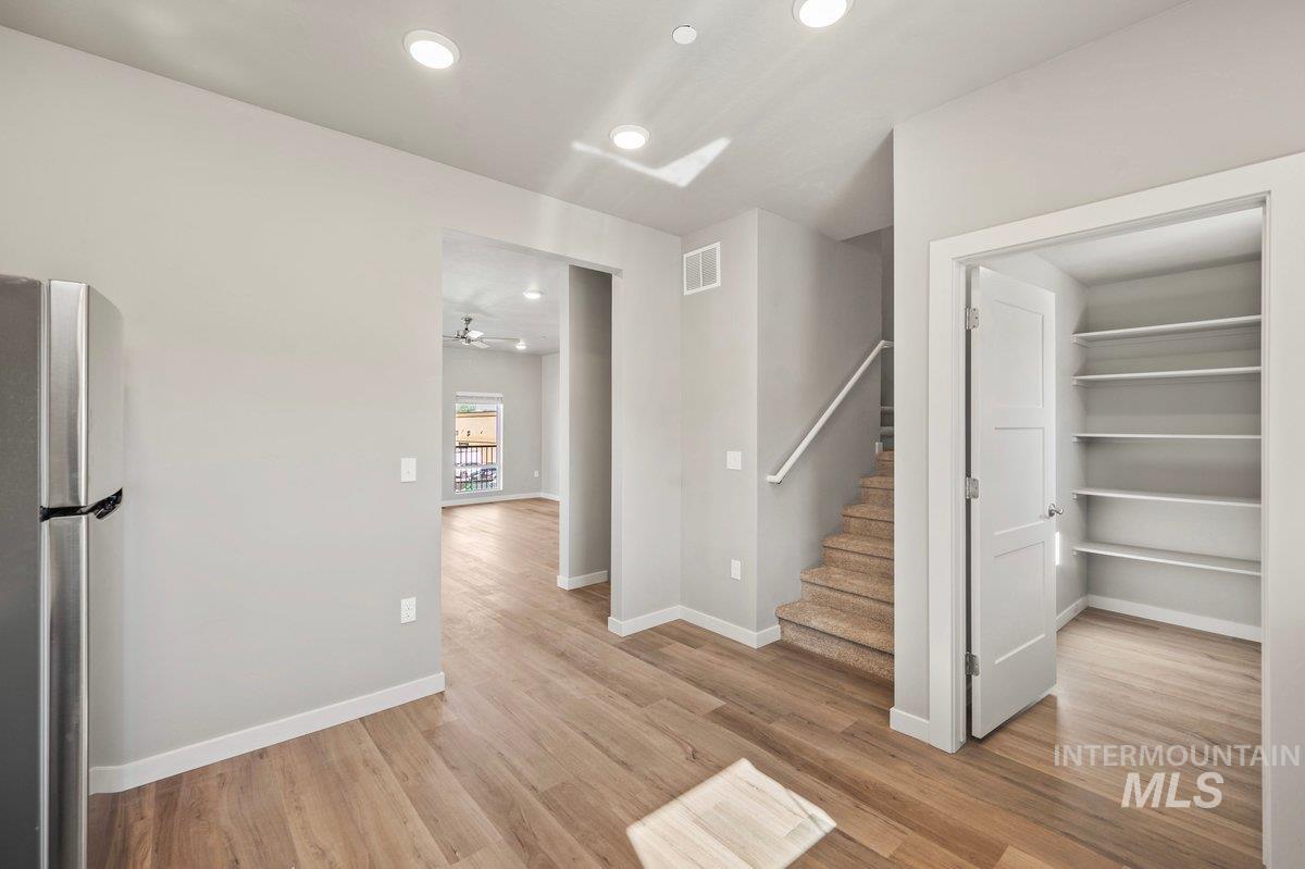 2801 W Palouse St, Boise, Idaho 83705, 3 Bedrooms, 2.5 Bathrooms, Residential For Sale, Price $474,999, 98968679