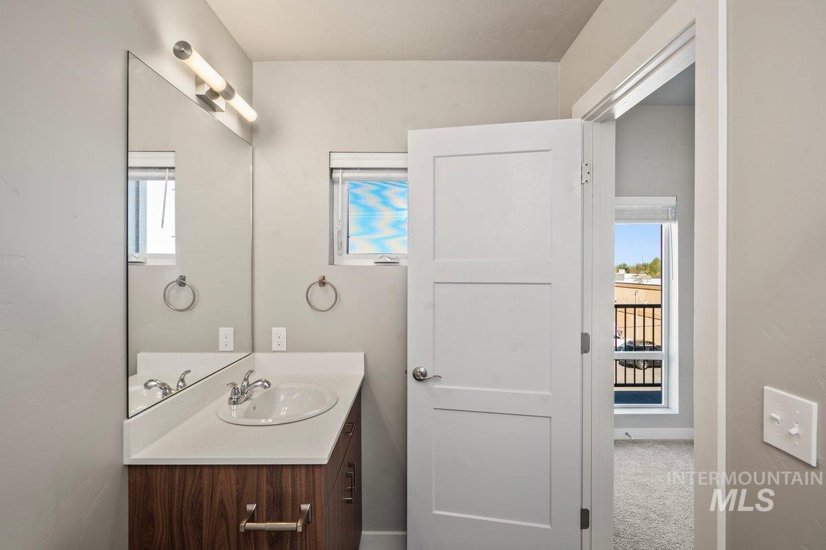 2801 W Palouse St, Boise, Idaho 83705, 3 Bedrooms, 2.5 Bathrooms, Residential For Sale, Price $474,999, 98968679