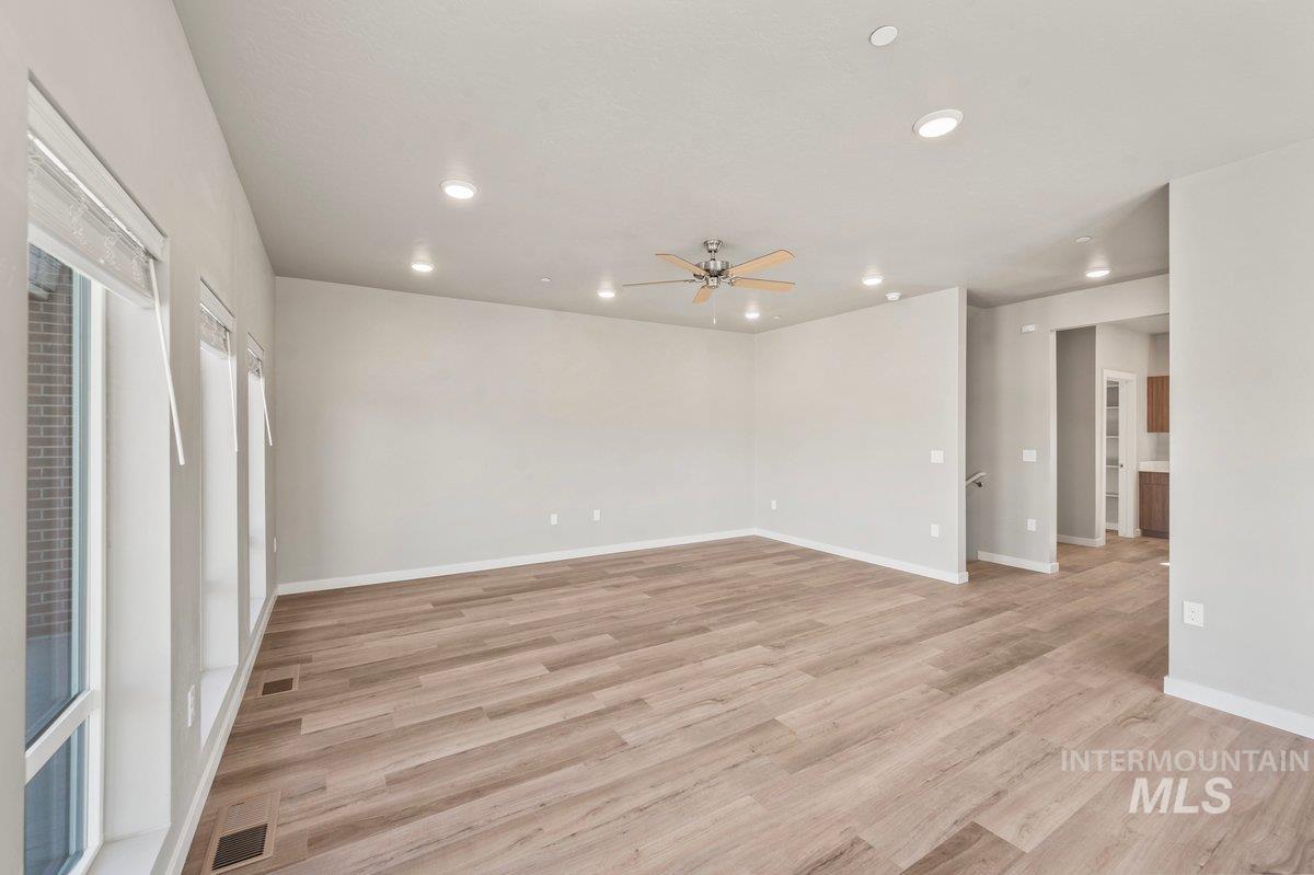 2773 W Palouse St, Boise, Idaho 83705, 3 Bedrooms, 2 Bathrooms, Residential For Sale, Price $459,999, 98968680