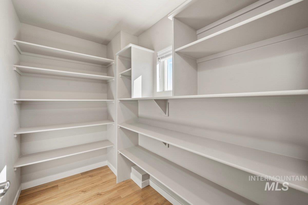 2773 W Palouse St, Boise, Idaho 83705, 3 Bedrooms, 2 Bathrooms, Residential For Sale, Price $459,999, 98968680