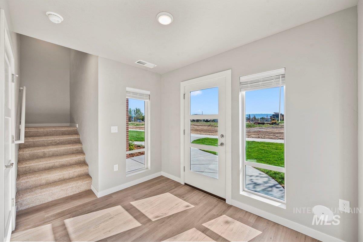 2773 W Palouse St, Boise, Idaho 83705, 3 Bedrooms, 2 Bathrooms, Residential For Sale, Price $459,999, 98968680